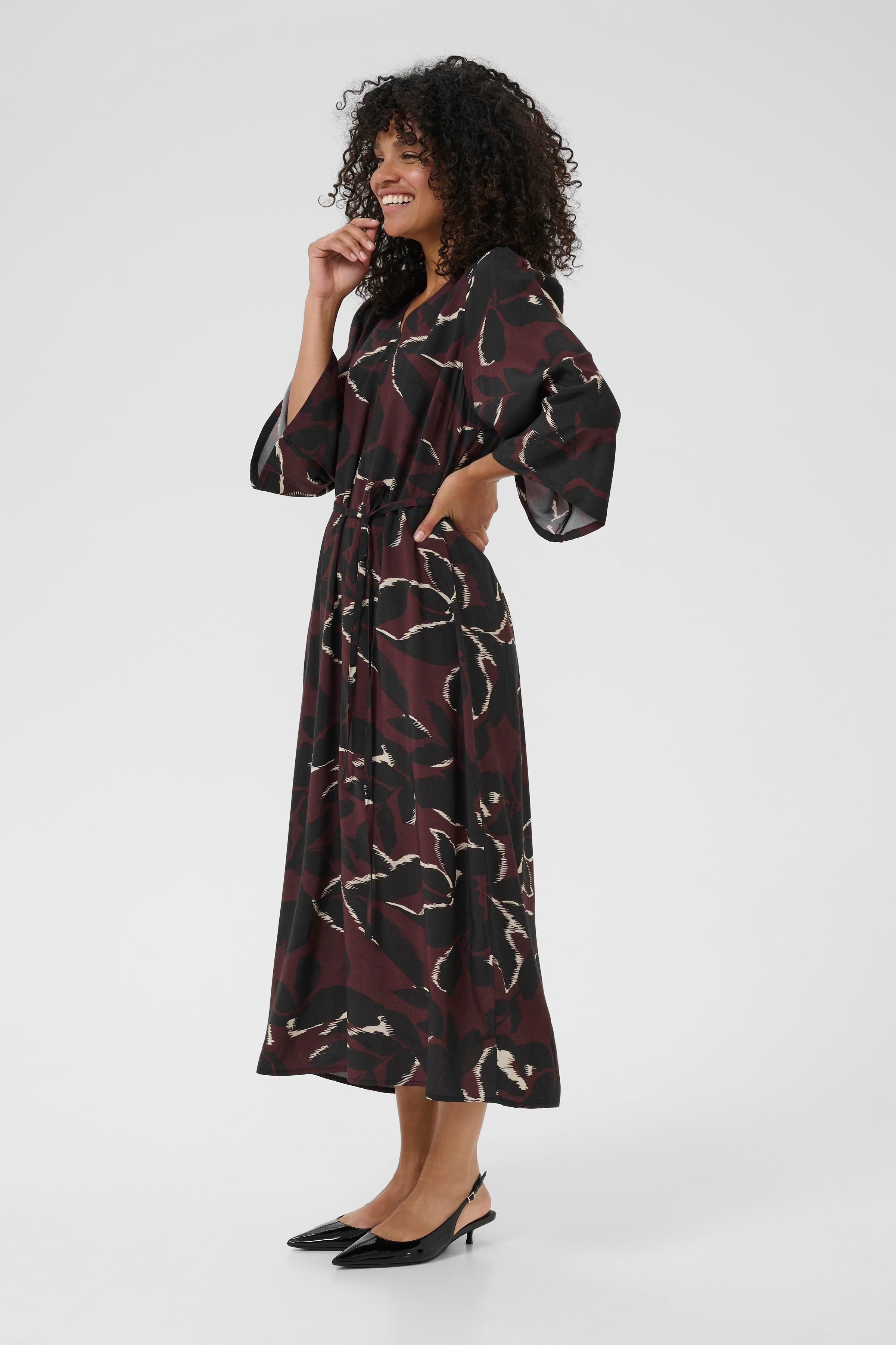 KAmille Kleid LOOKBOOK FRONT 10510576-108224