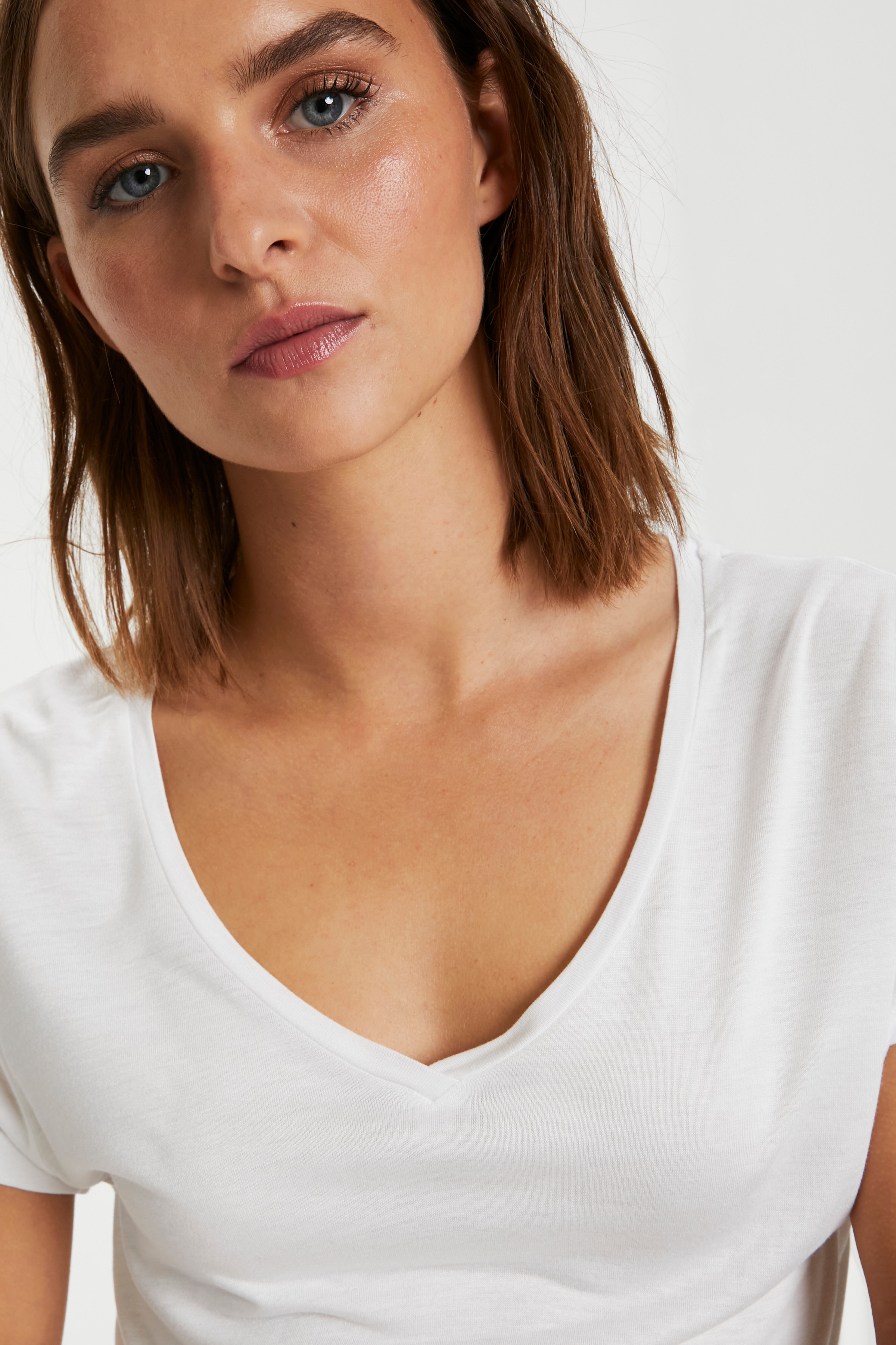 Anna T-shirt LOOKBOOK DETAIL 55213-50001