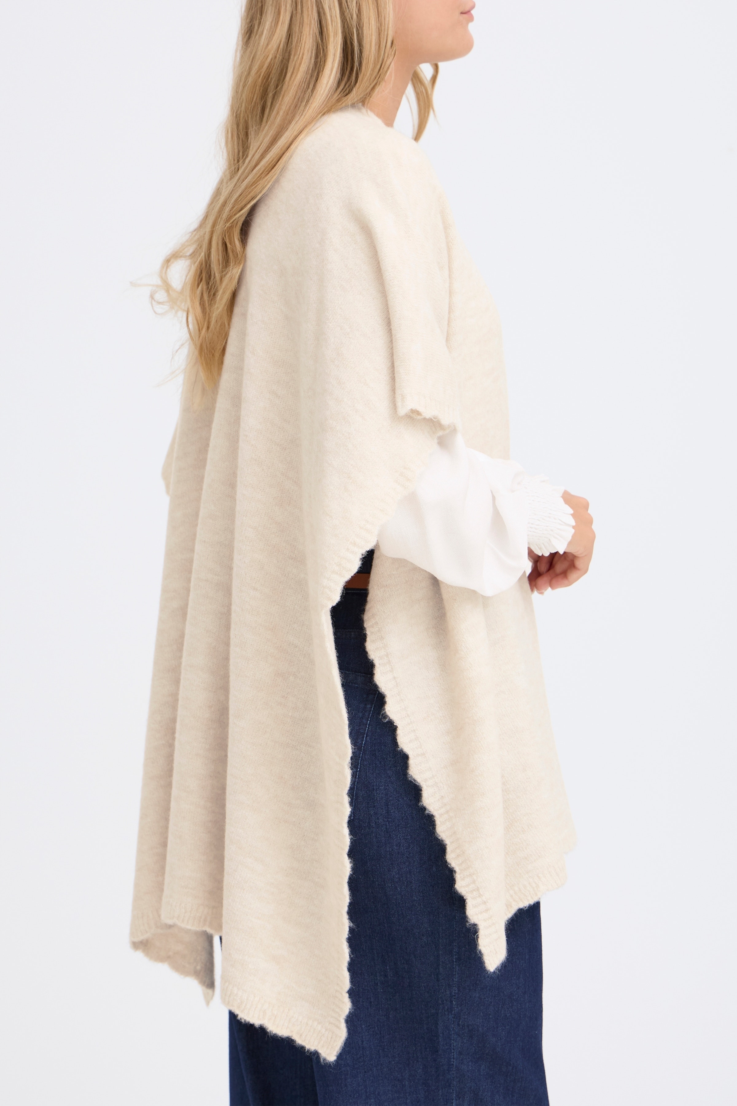 FRELISE Poncho LOOKBOOK DETAIL 20617677-1304011