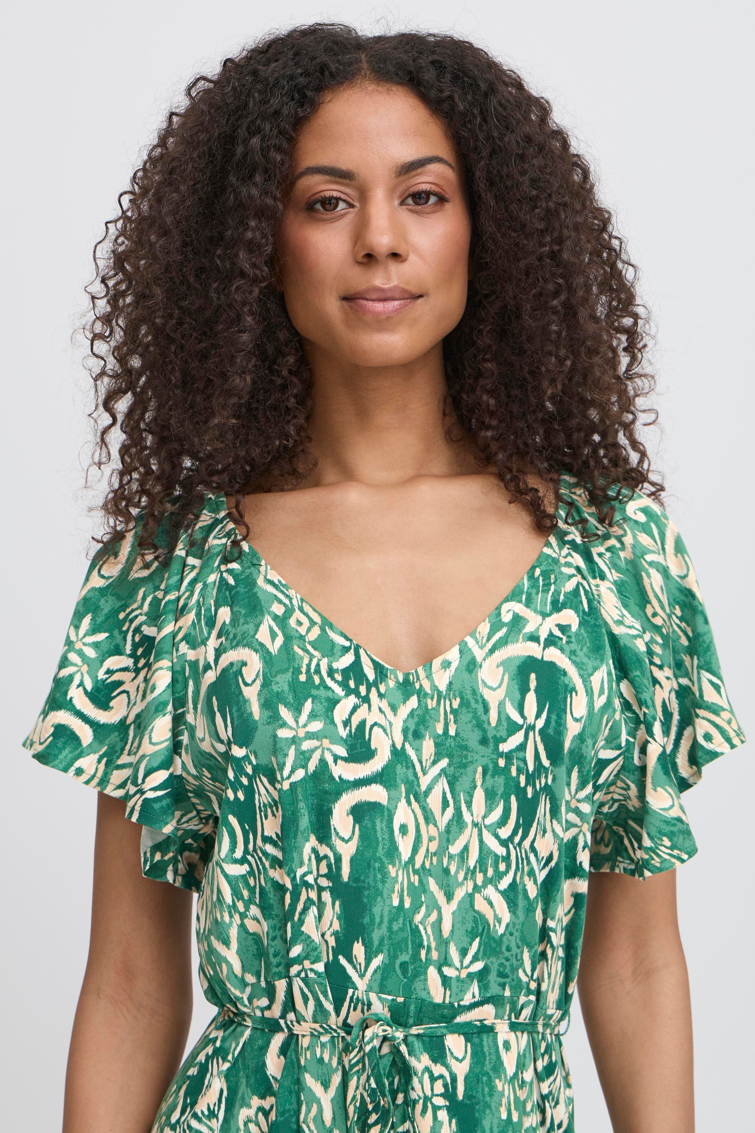 IHAYA Kjole LOOKBOOK DETAIL 20123315-204615