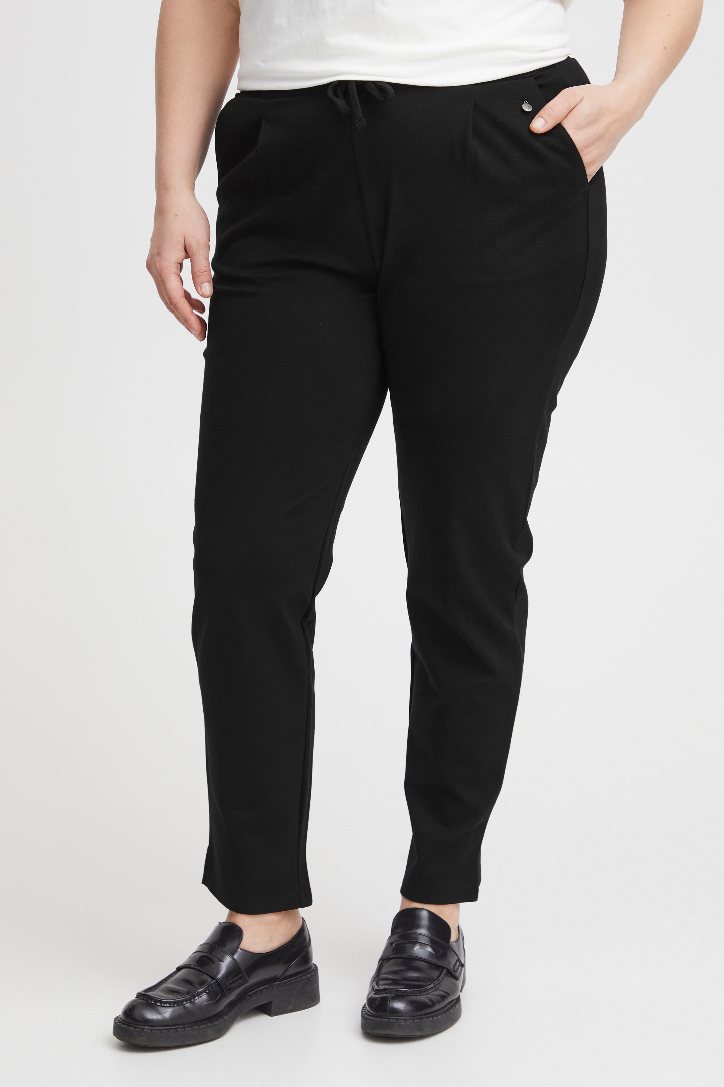 FPSTRETCH Trousers LOOKBOOK FRONT 20611057-200113