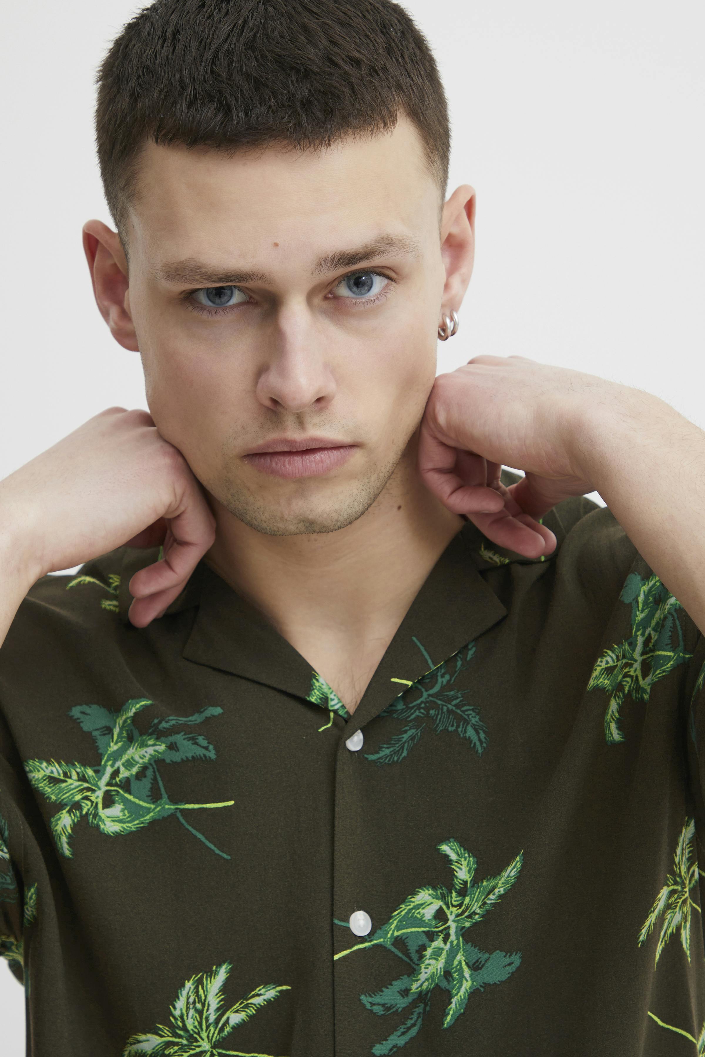 Korte mouwen shirt LOOKBOOK DETAIL 20715452-190414