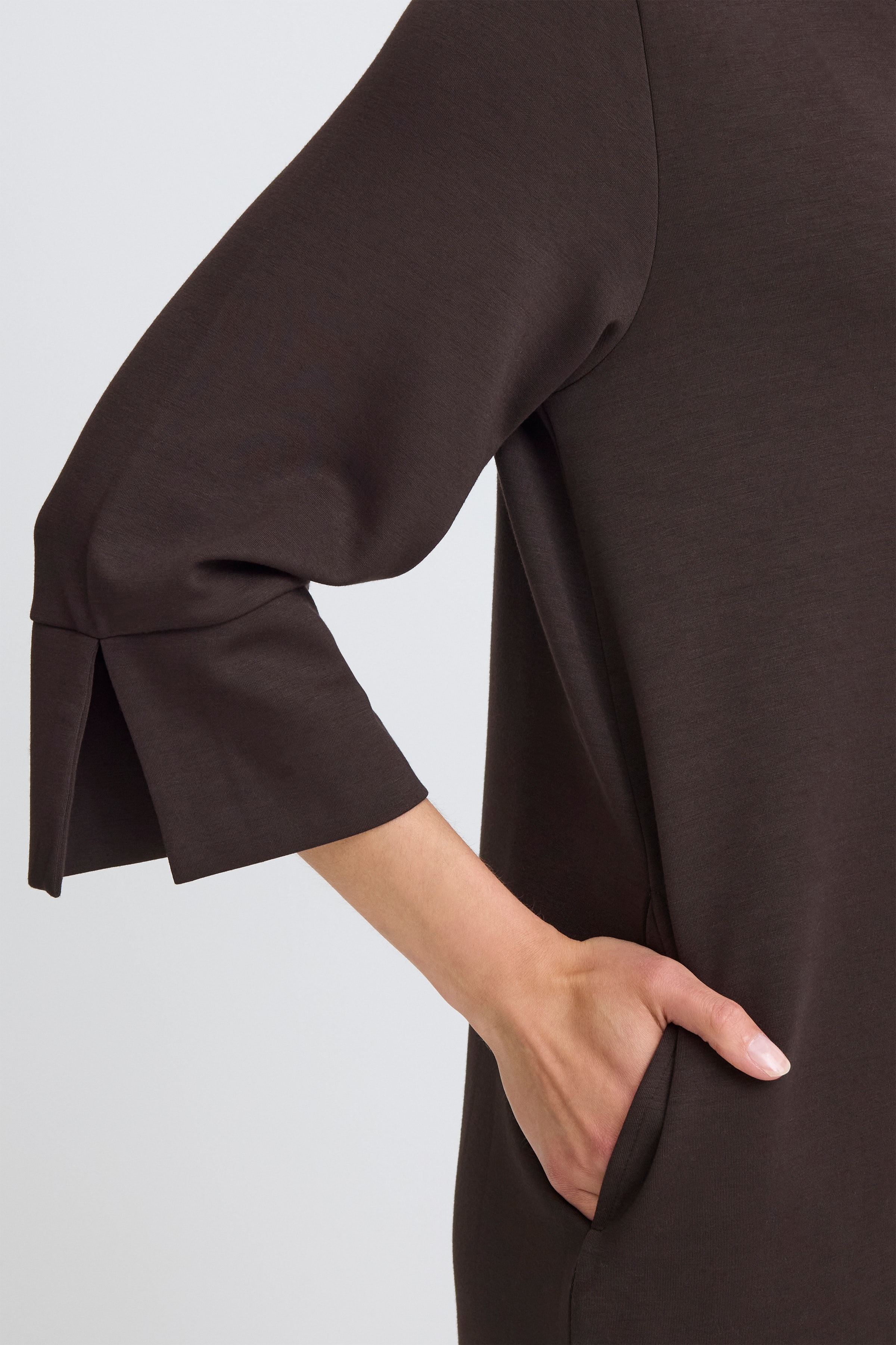 FRAURORA Kjole LOOKBOOK DETAIL 20617129-191109