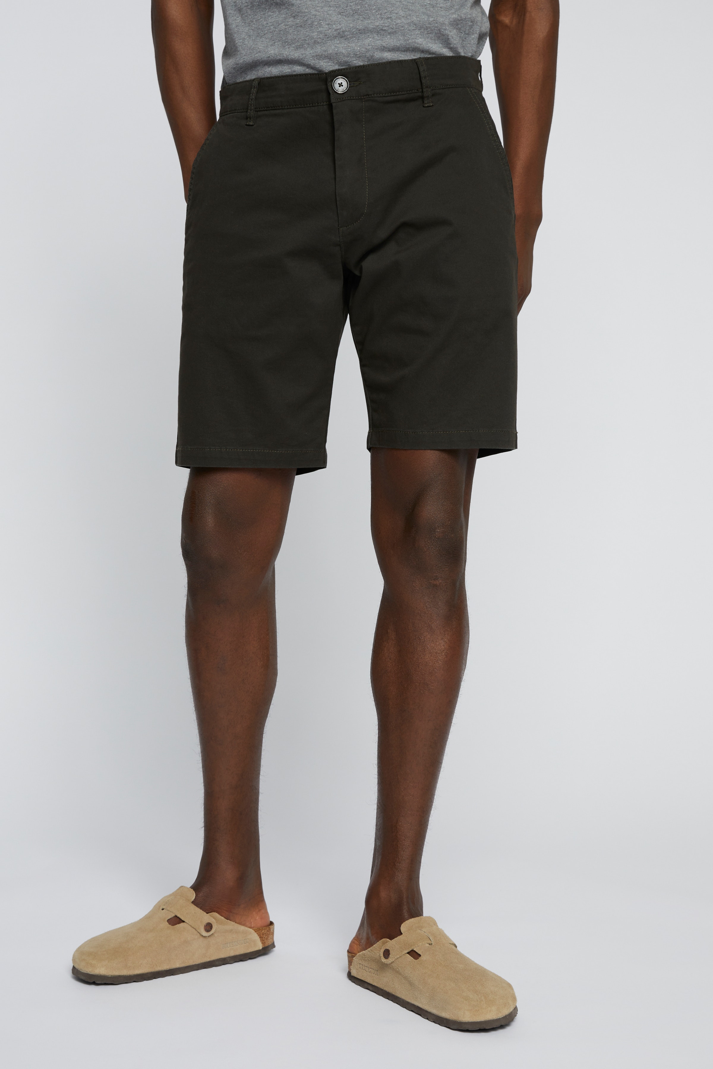 MAthomas Shorts LOOKBOOK FRONT 30206562-300583