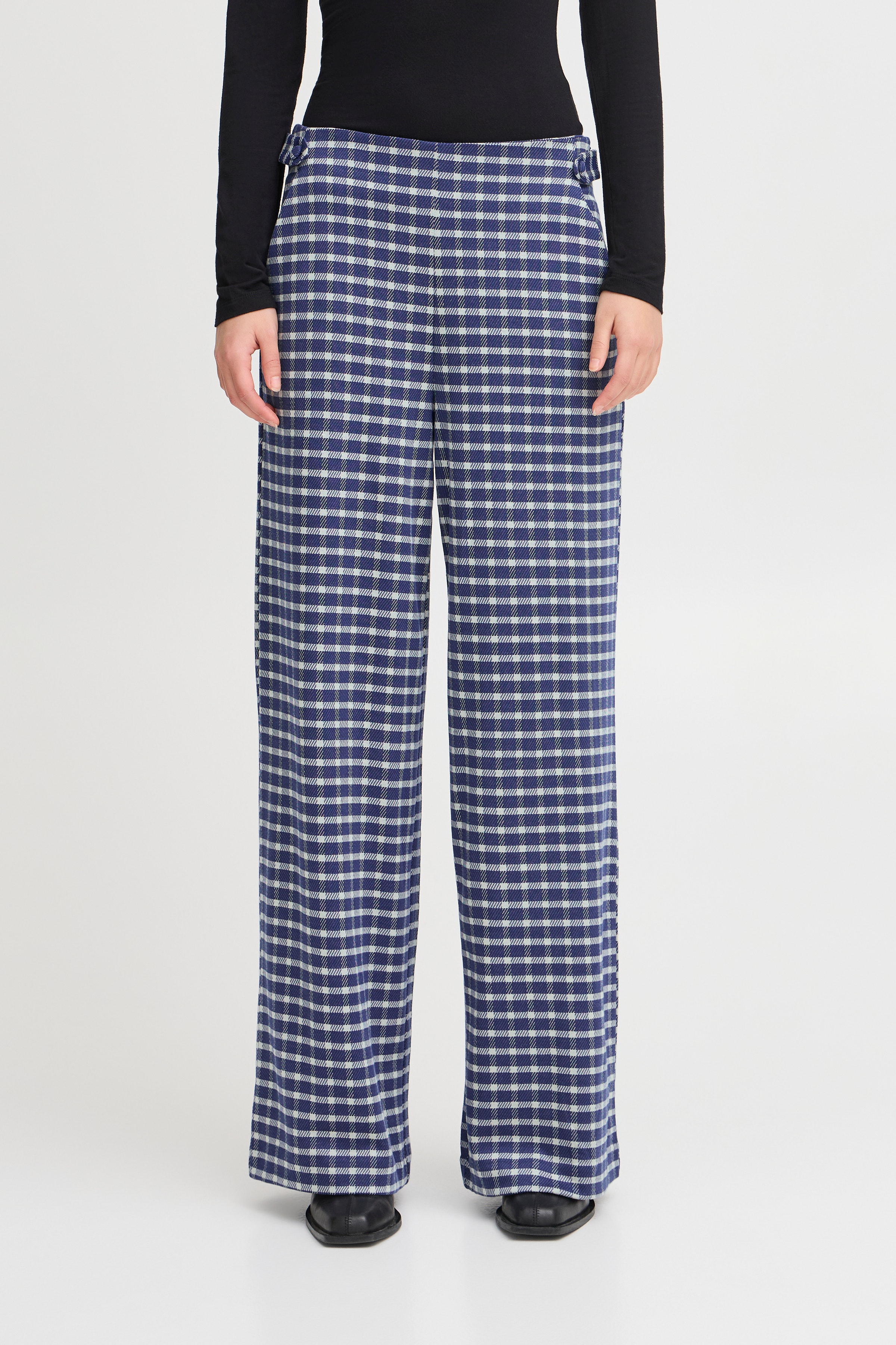 IHKATE CHECLÉ Pants Casual LOOKBOOK FRONT 20122527-204151