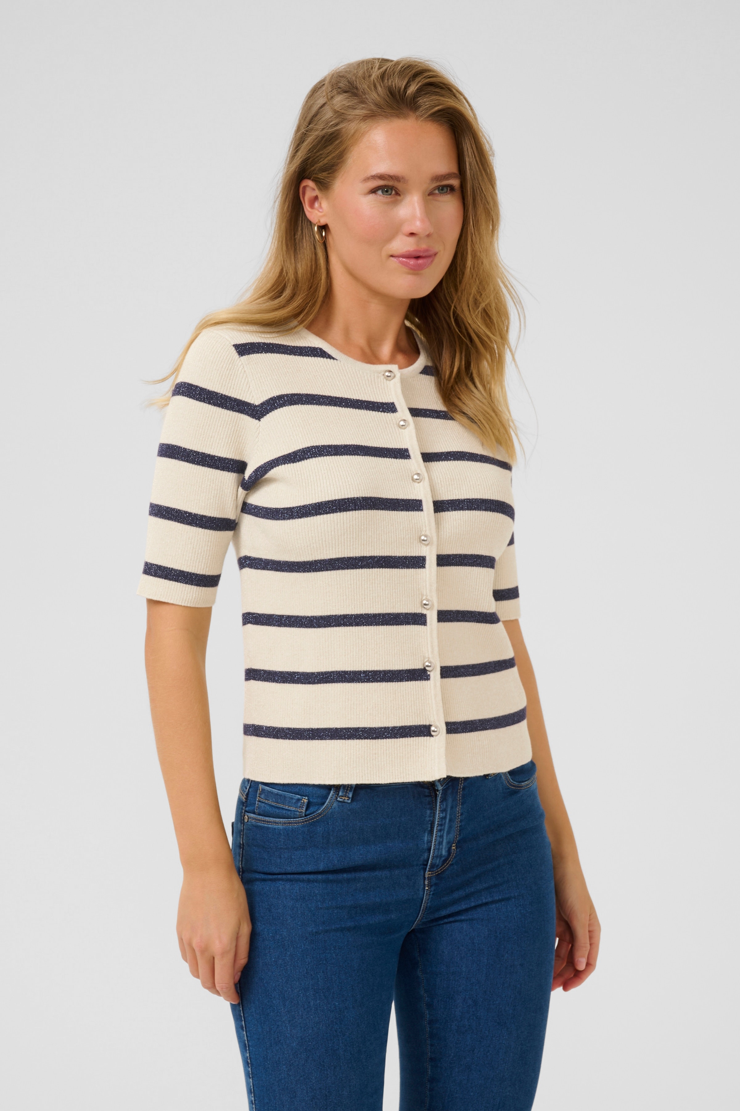 KAmorita Cardigan LOOKBOOK FRONT 10509948-107445