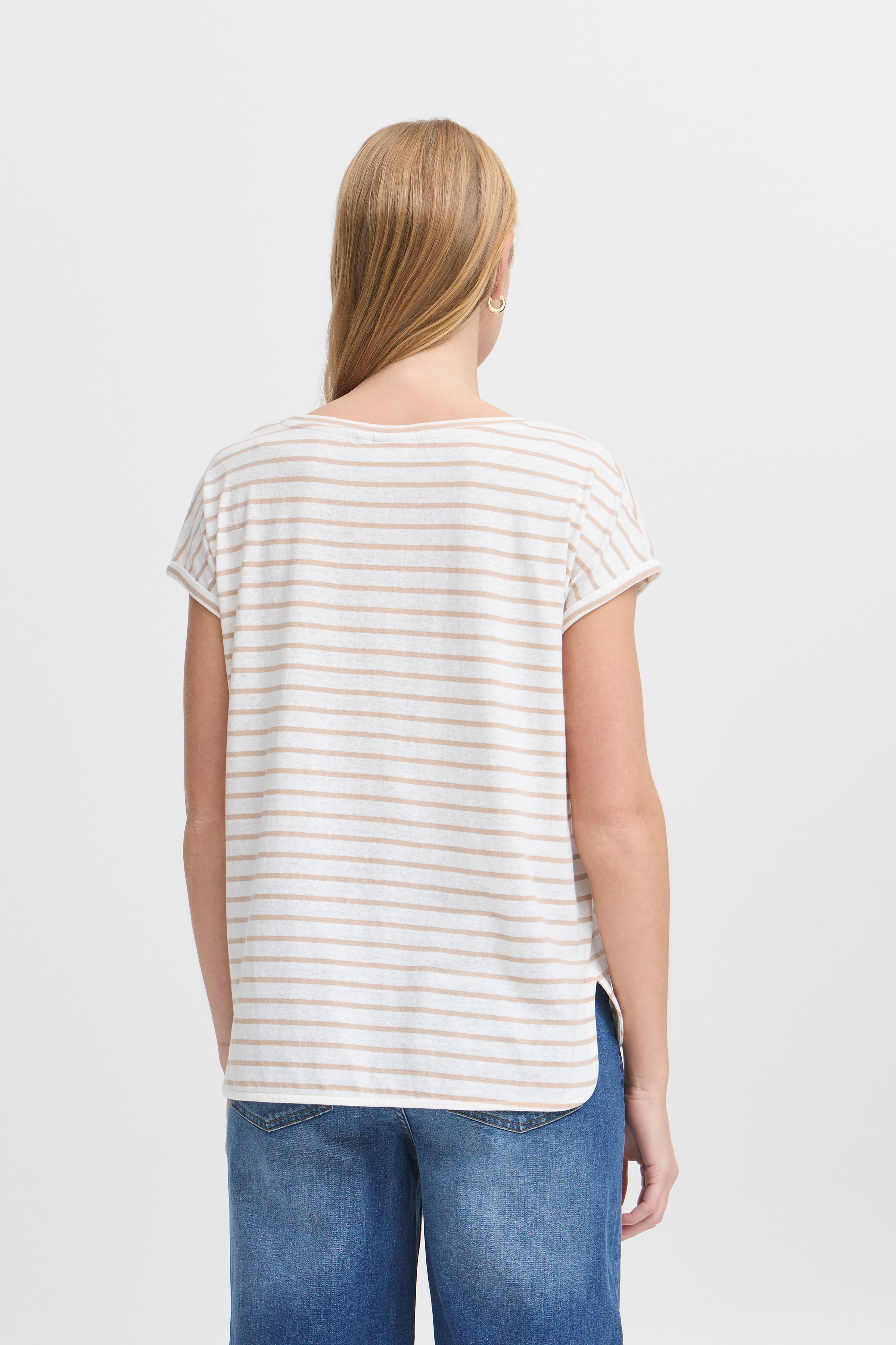 IHYULIETTA T-shirt LOOKBOOK BACK 20122855-205163