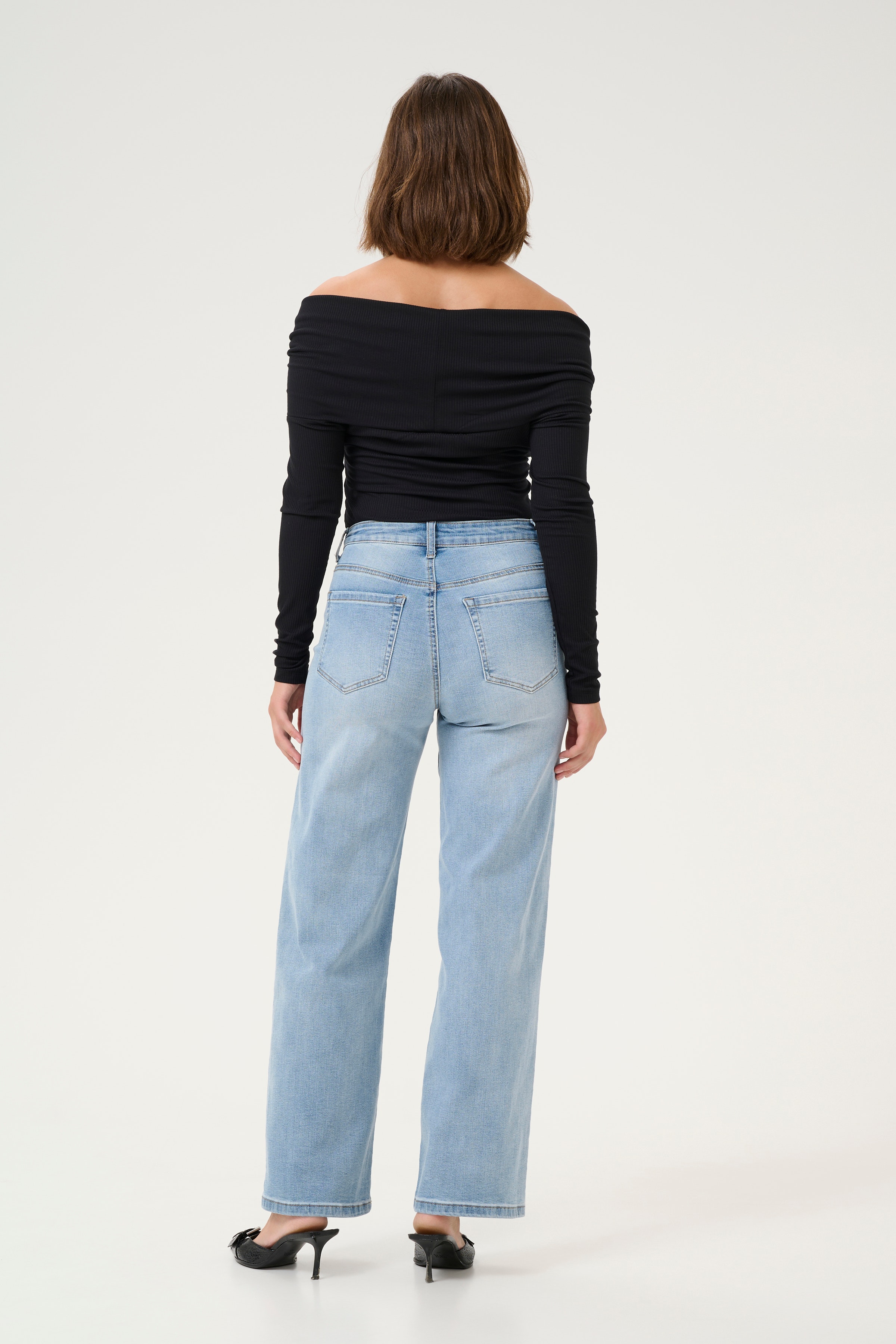 KAkarla Jeans LOOKBOOK BACK 10507619-101012