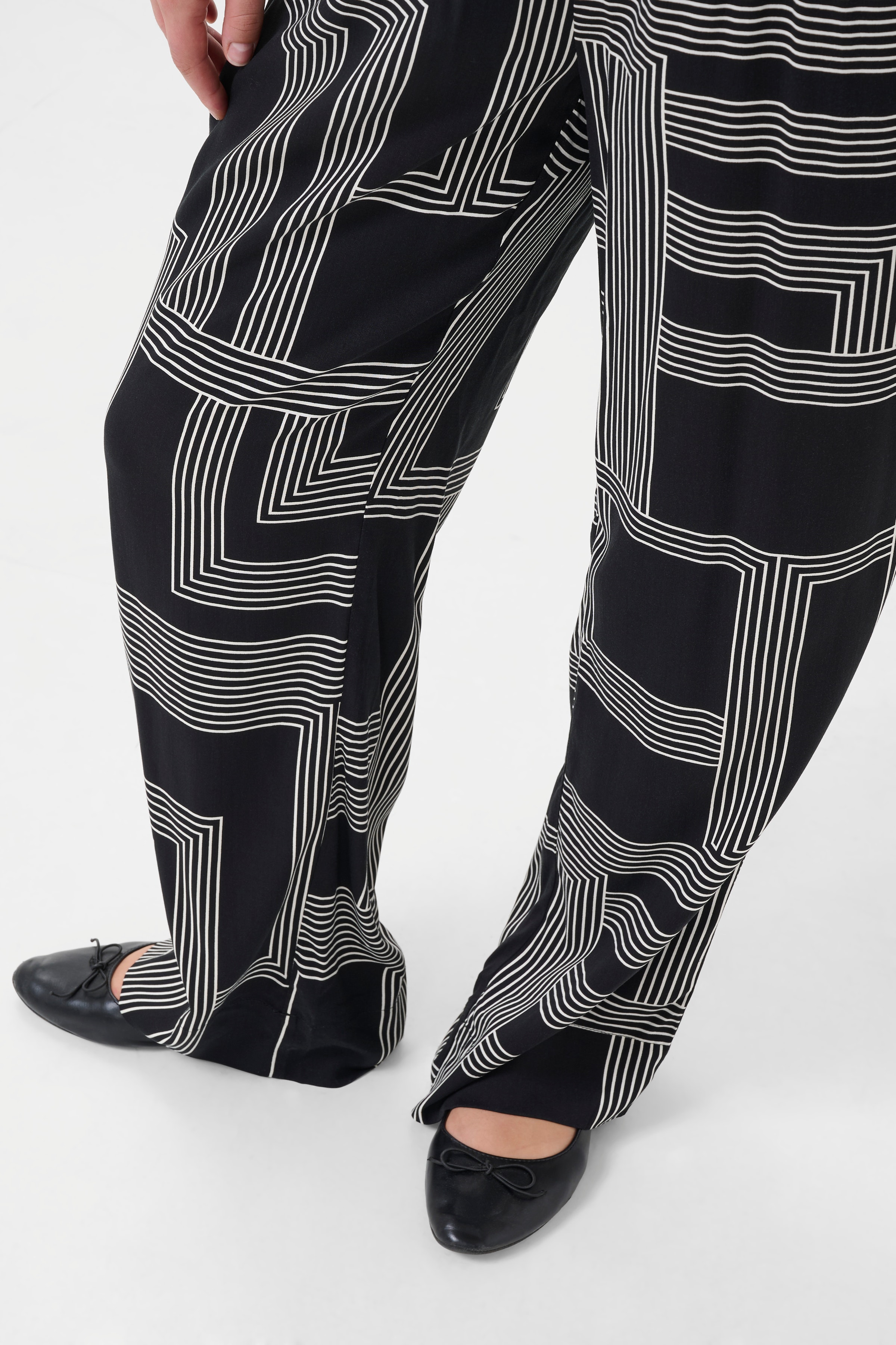 KCdonna Broek LOOKBOOK DETAIL 10583425-107704