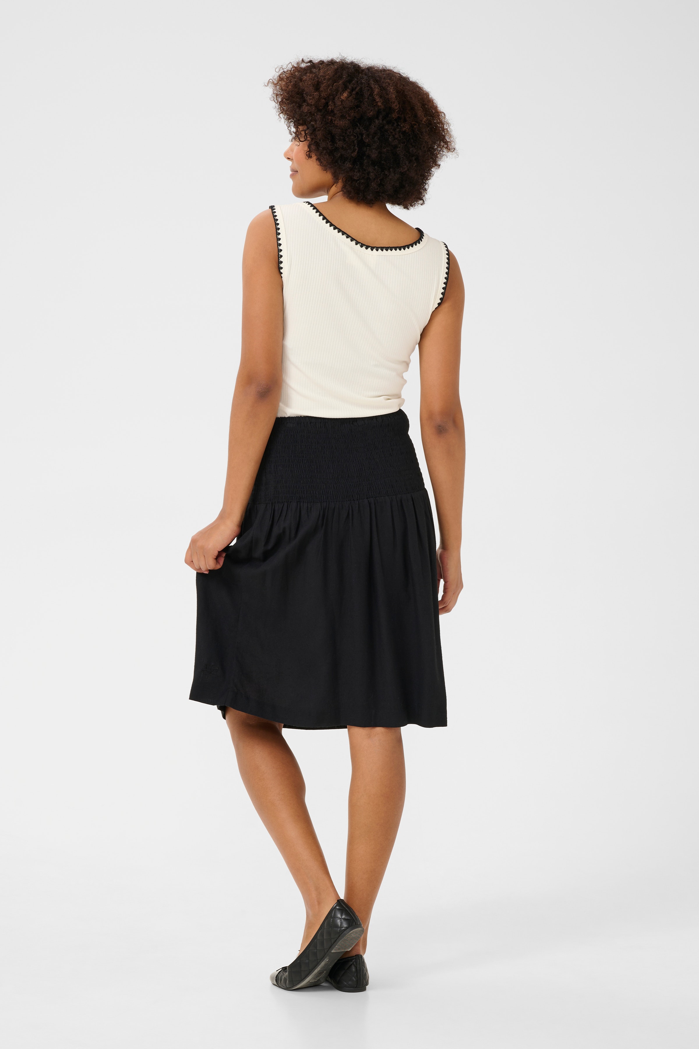 CRVenta Skirt LOOKBOOK BACK 10613599-100120