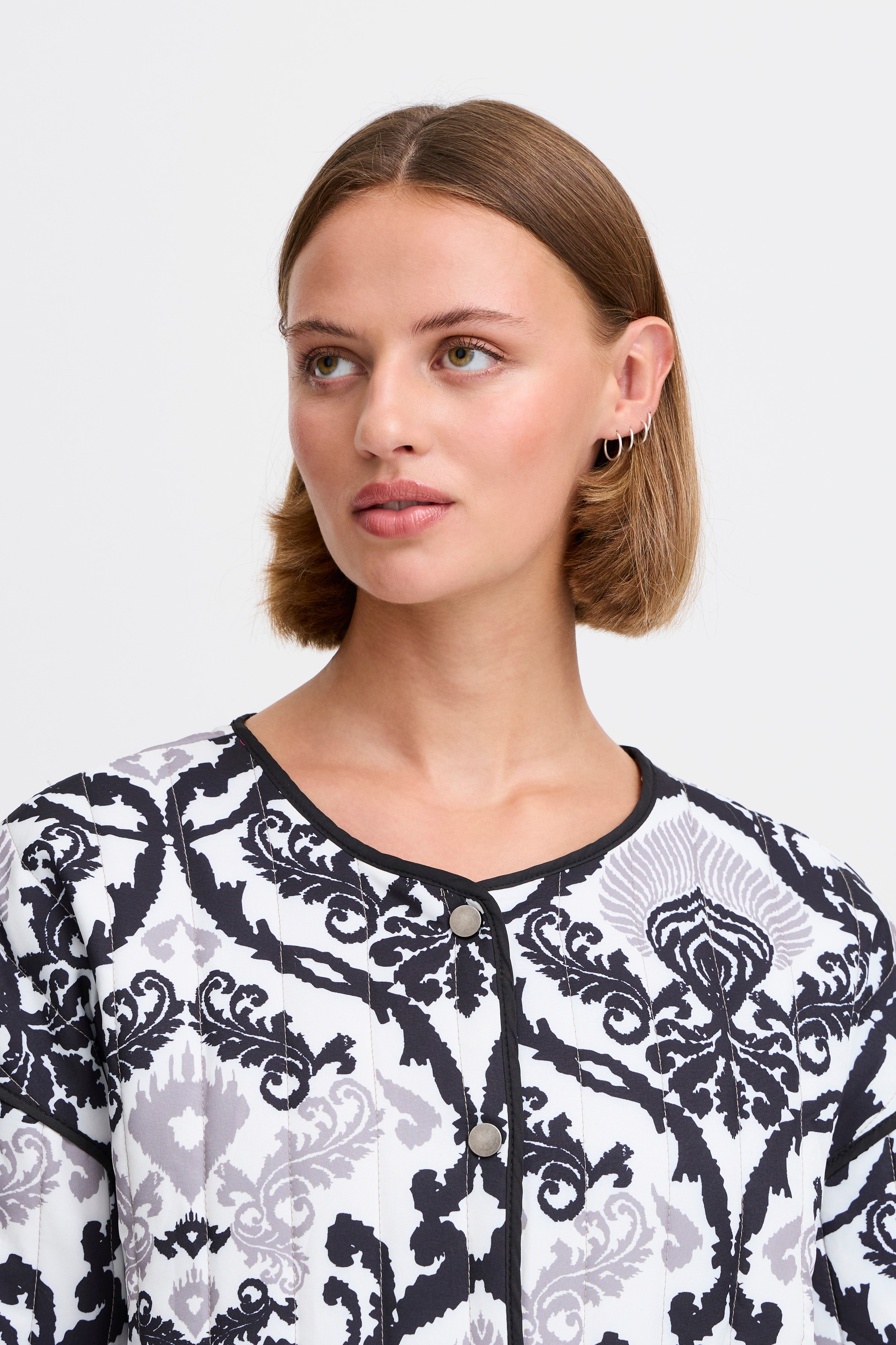 IXMALINI Yttertøy LOOKBOOK DETAIL 20123575-204944