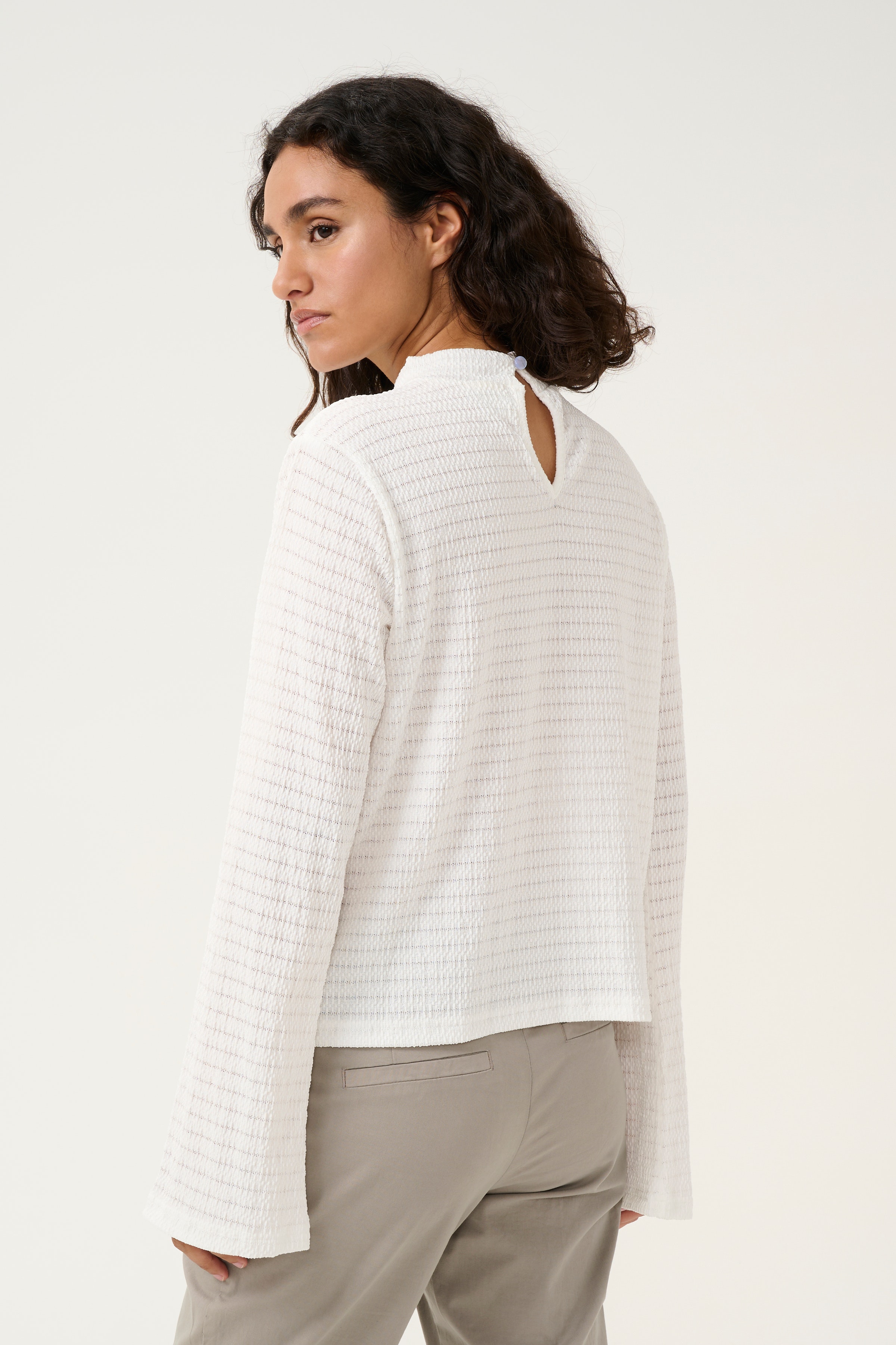 KAdebra T-shirt LOOKBOOK BACK 10509437-110602