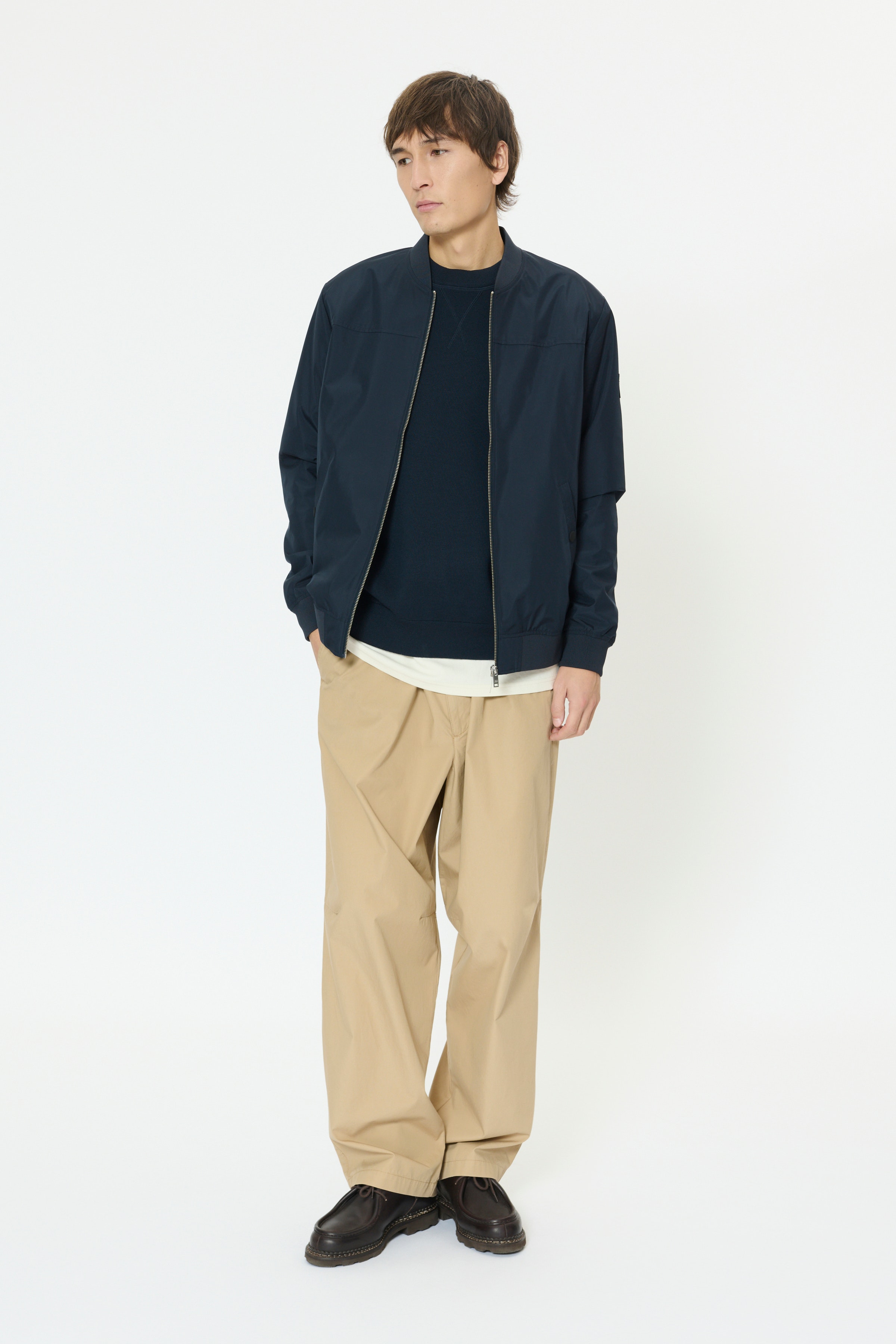 MAclay Bomber Jacket LOOKBOOK FRONT 30205869-194011
