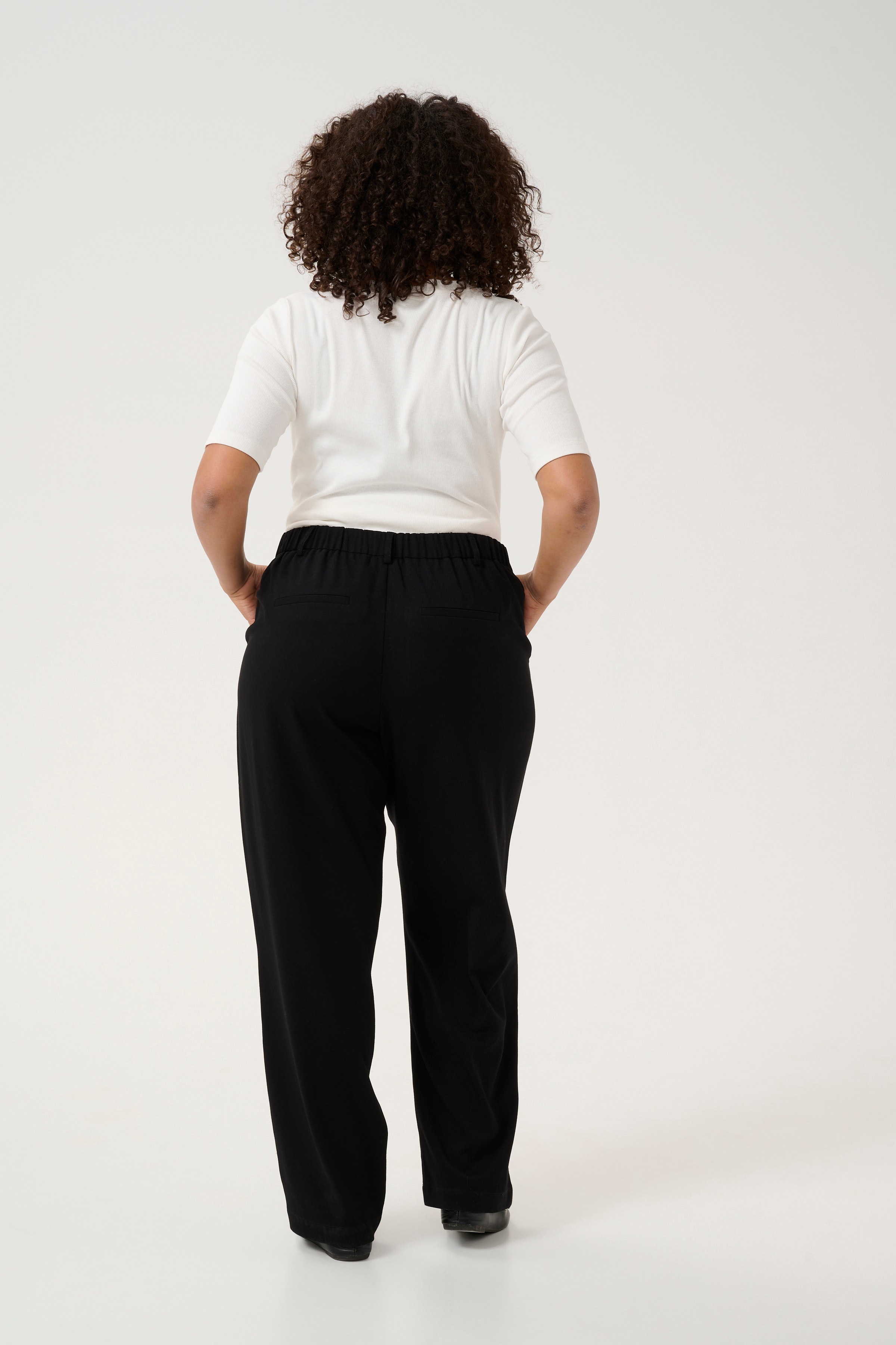 KCmerla Bukser LOOKBOOK BACK 10582712-100121