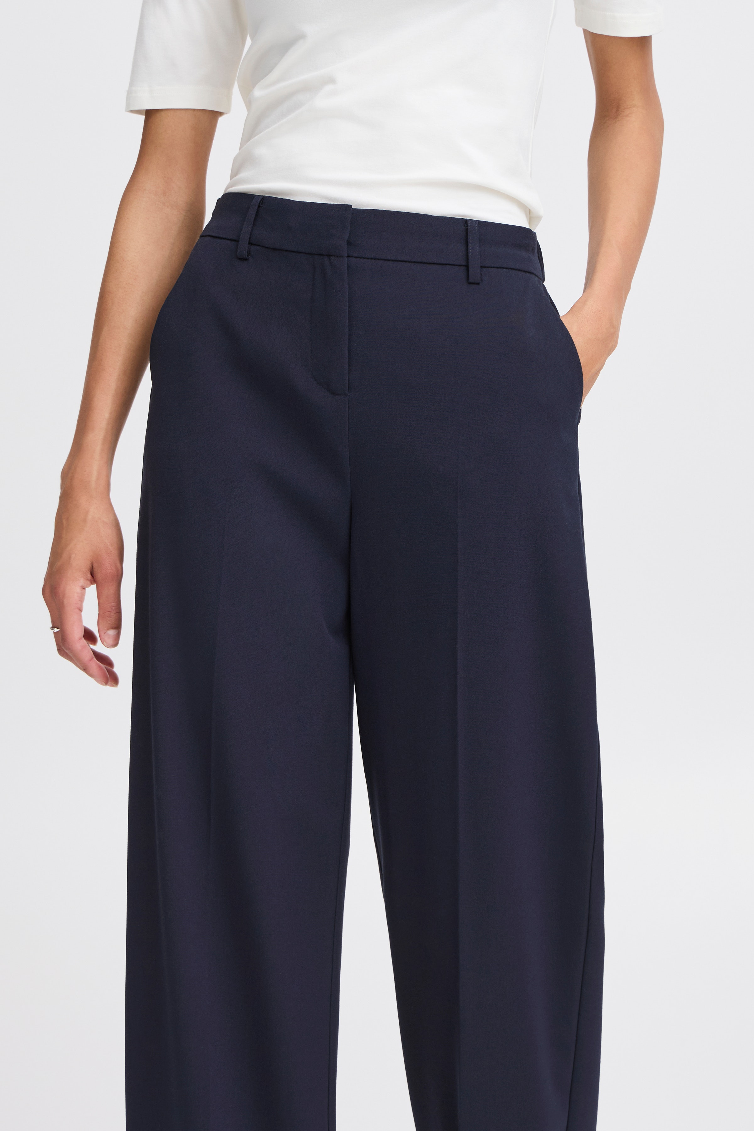 BYDANTA Trousers LOOKBOOK DETAIL 20806640-194020