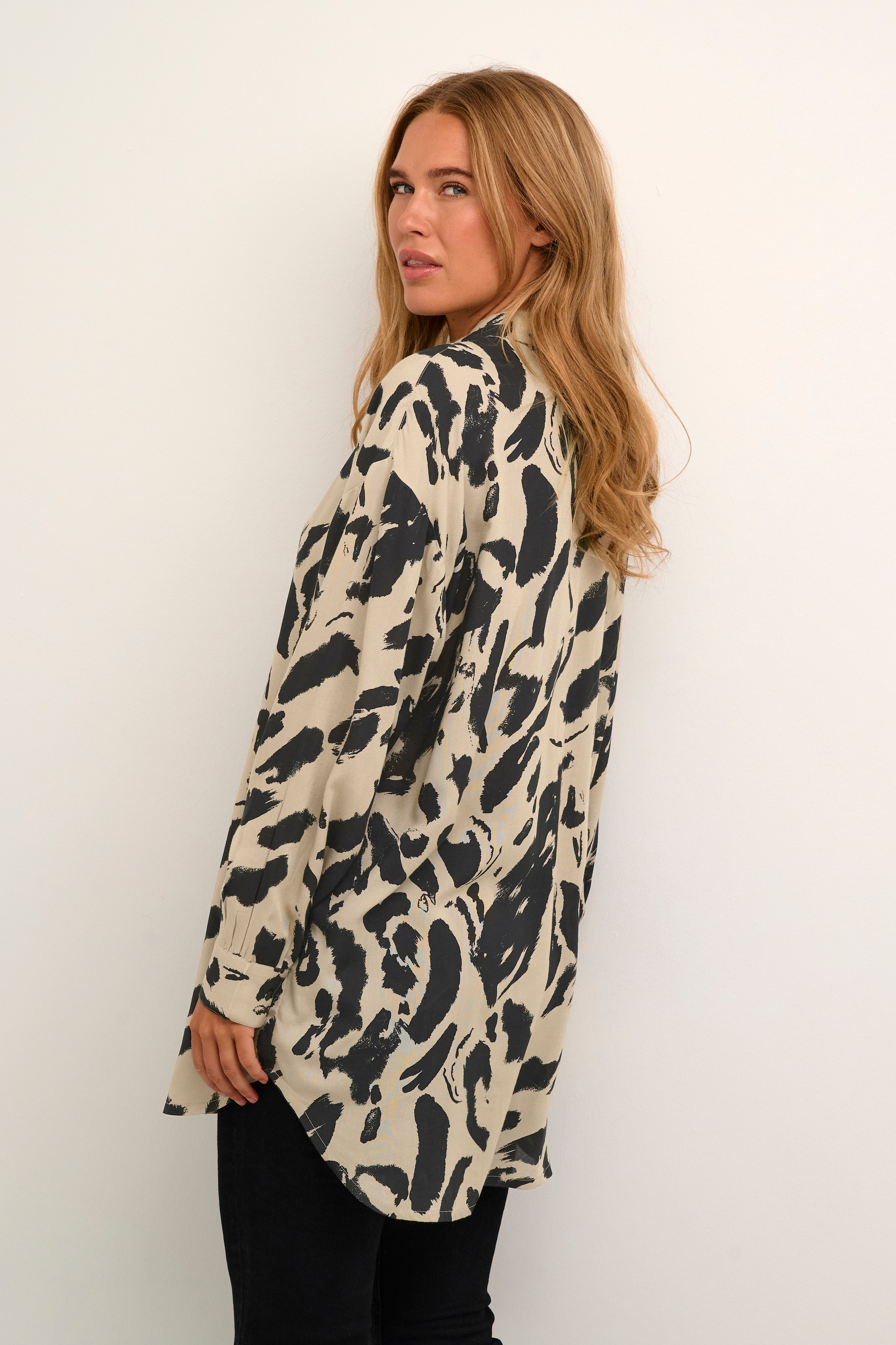 KAditte Skjorte LOOKBOOK BACK 10507918-104749