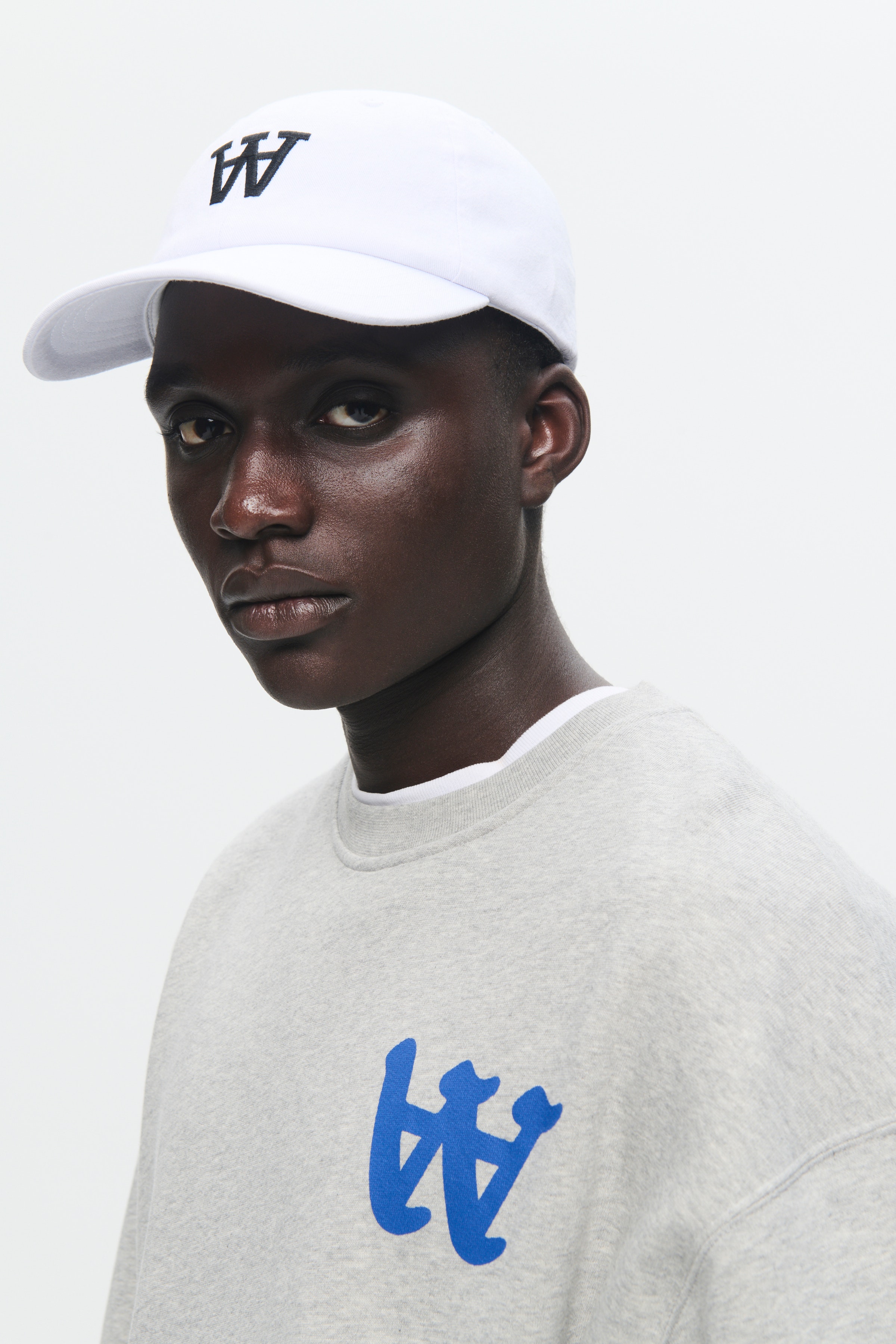 WWEli Cap LOOKBOOK DETAIL 30250259-W0002