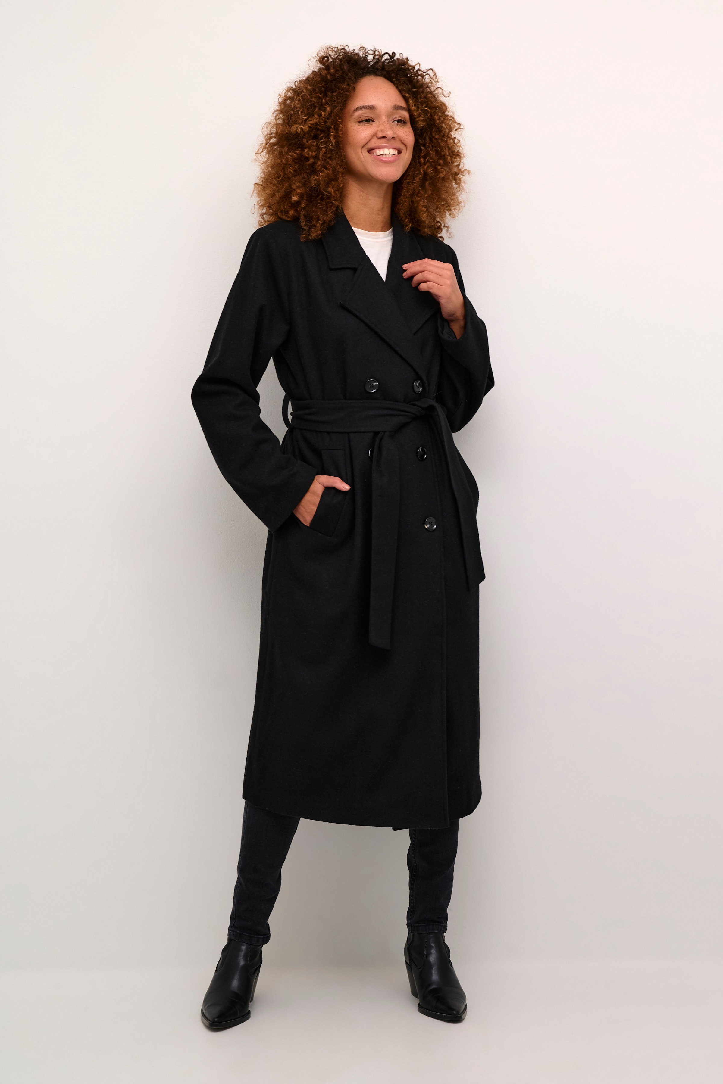 KAfanny Coat LOOKBOOK FRONT 10509488-106822