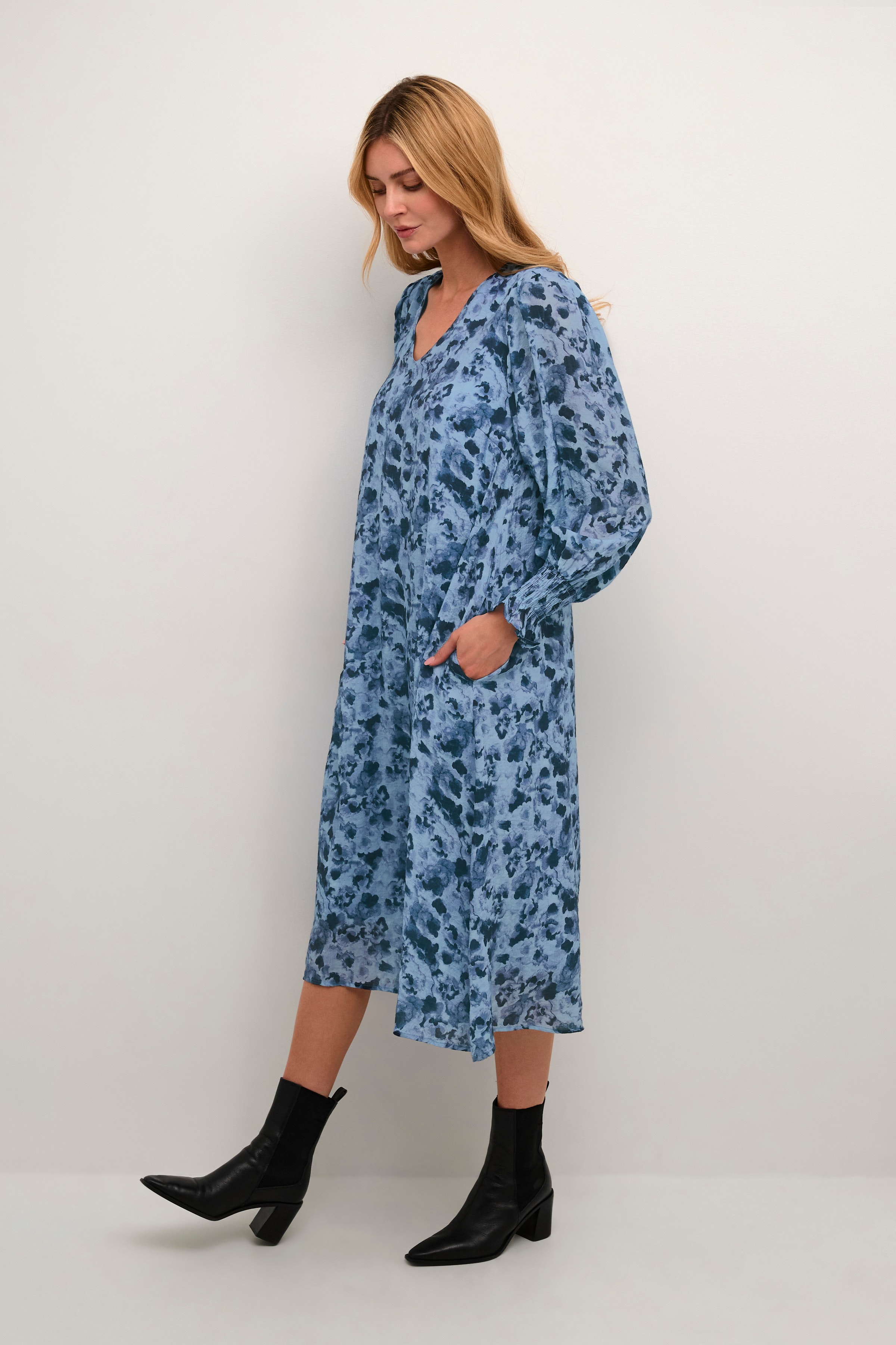 KAsus Kjole LOOKBOOK FRONT 10508171-105268