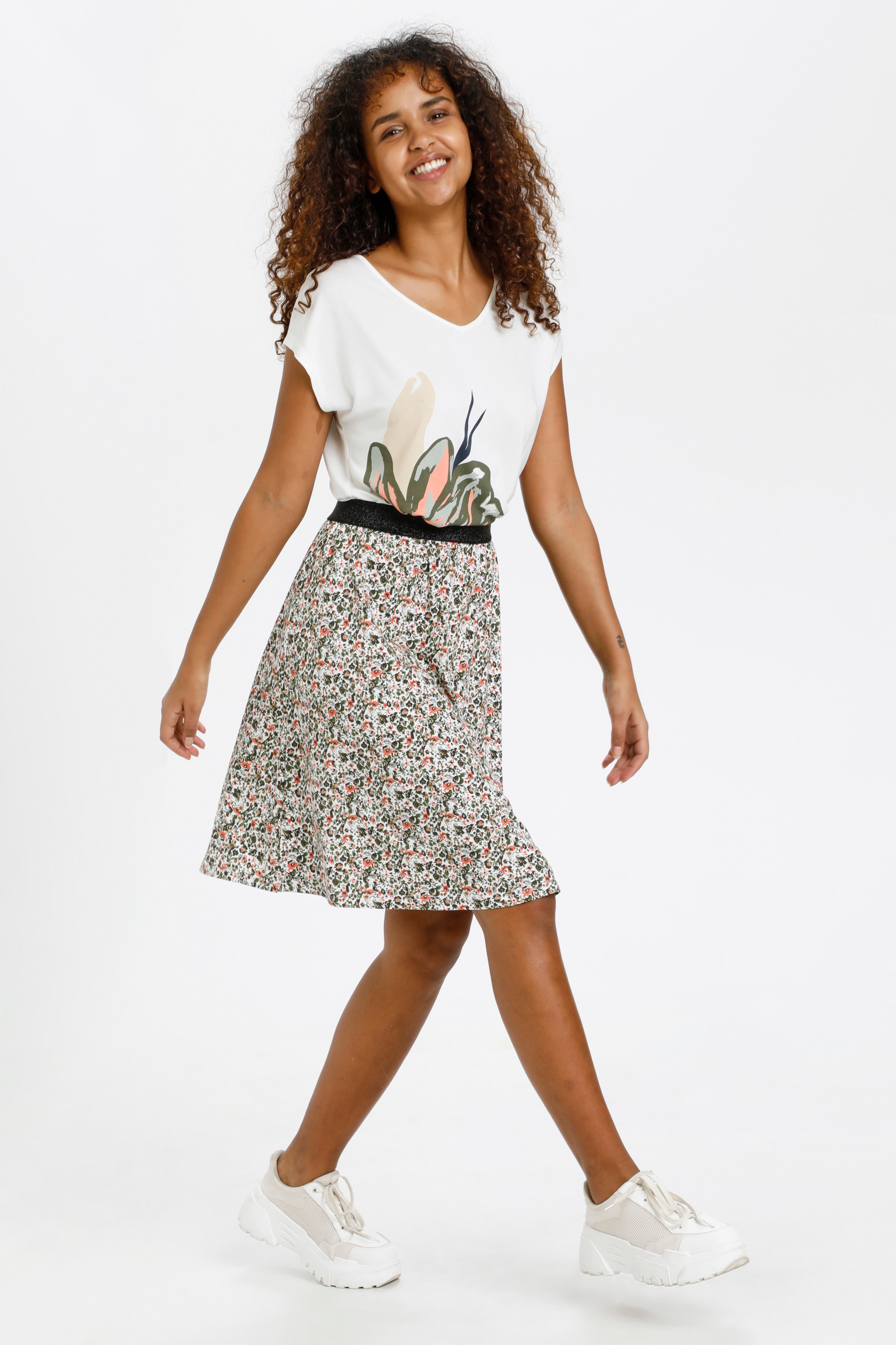 Kjol LOOKBOOK FRONT 10590058-101726