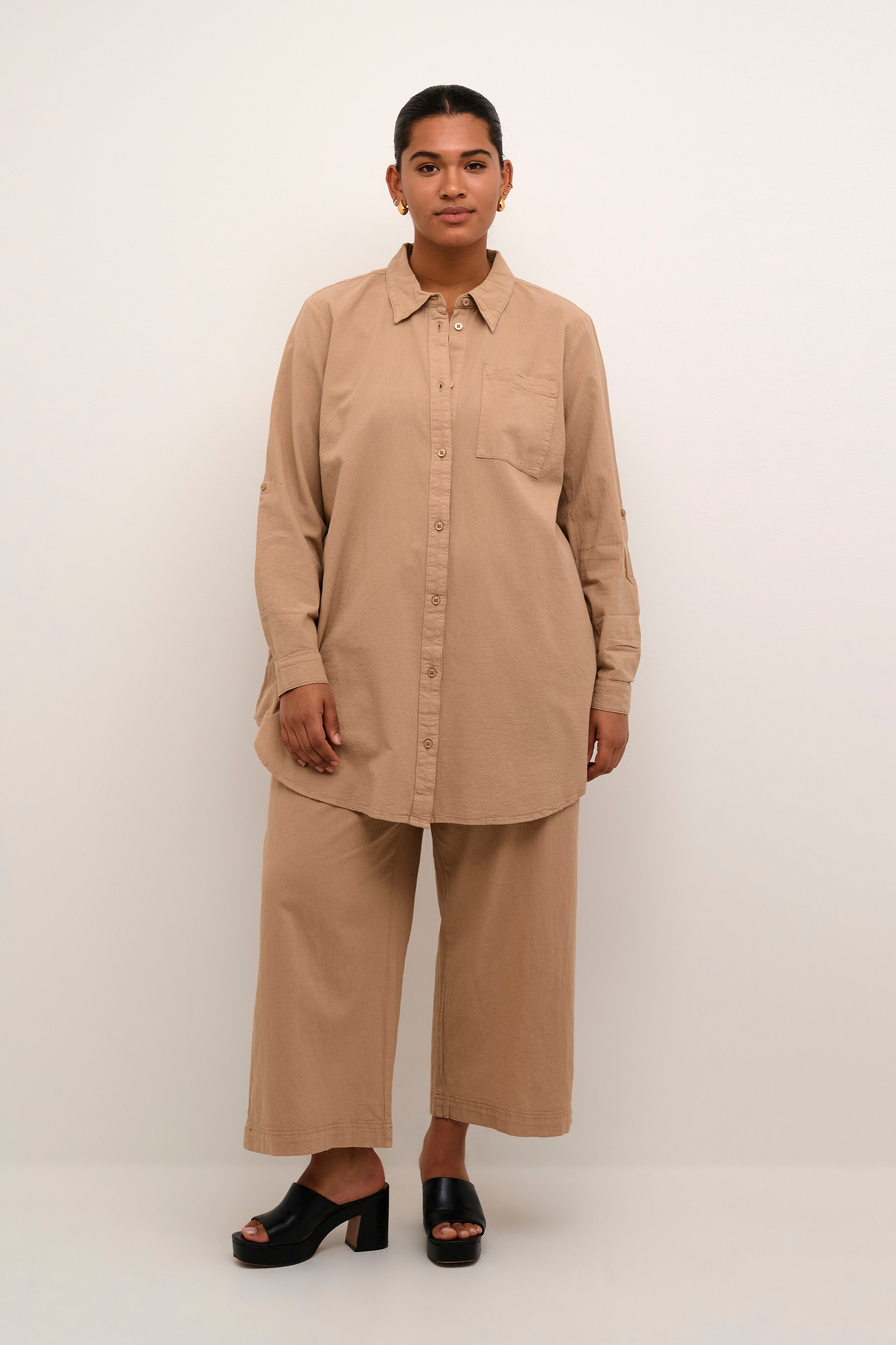 KCnana Tunika LOOKBOOK FRONT 10580784-101239