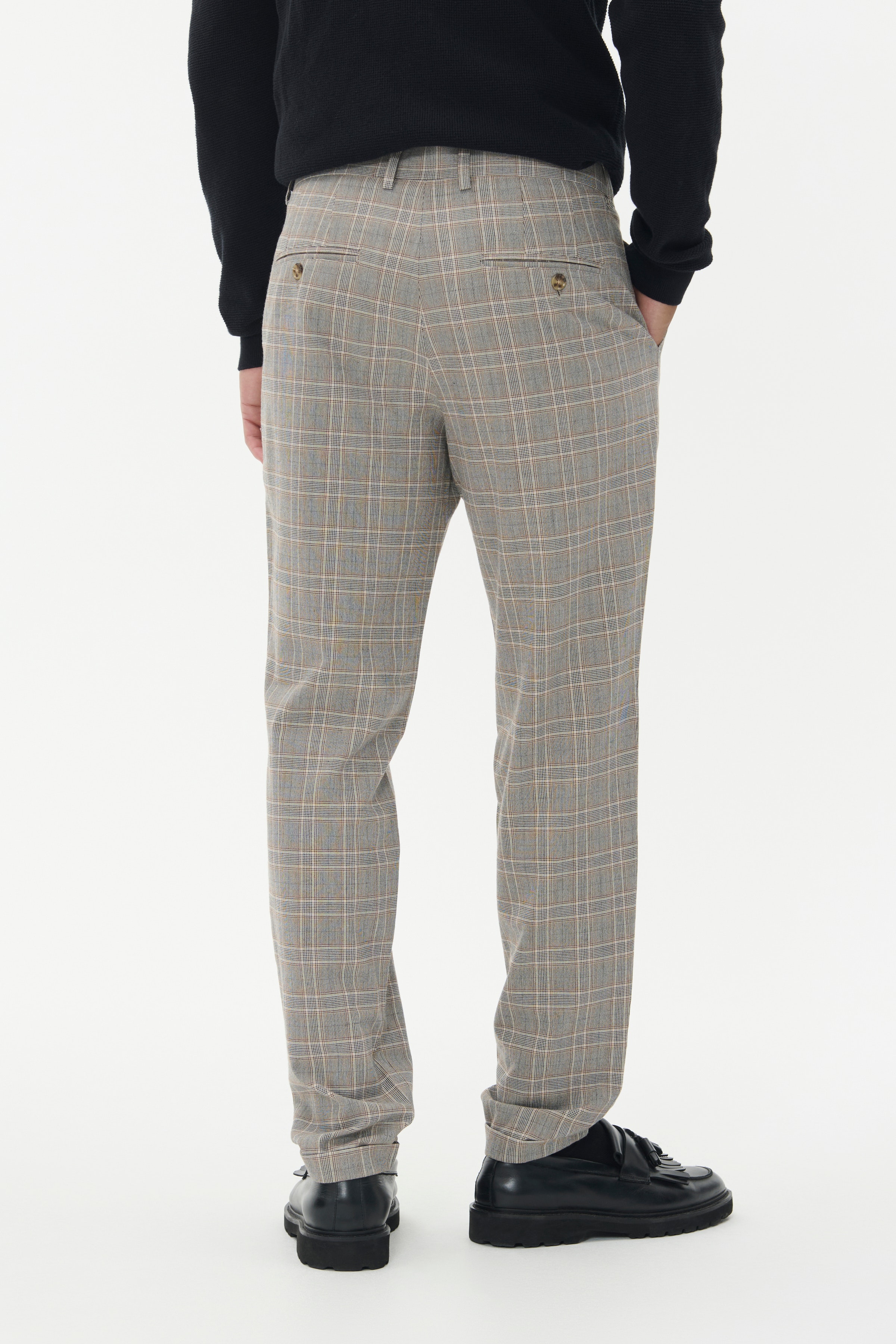 MAliam Trousers LOOKBOOK BACK 30207329-190808