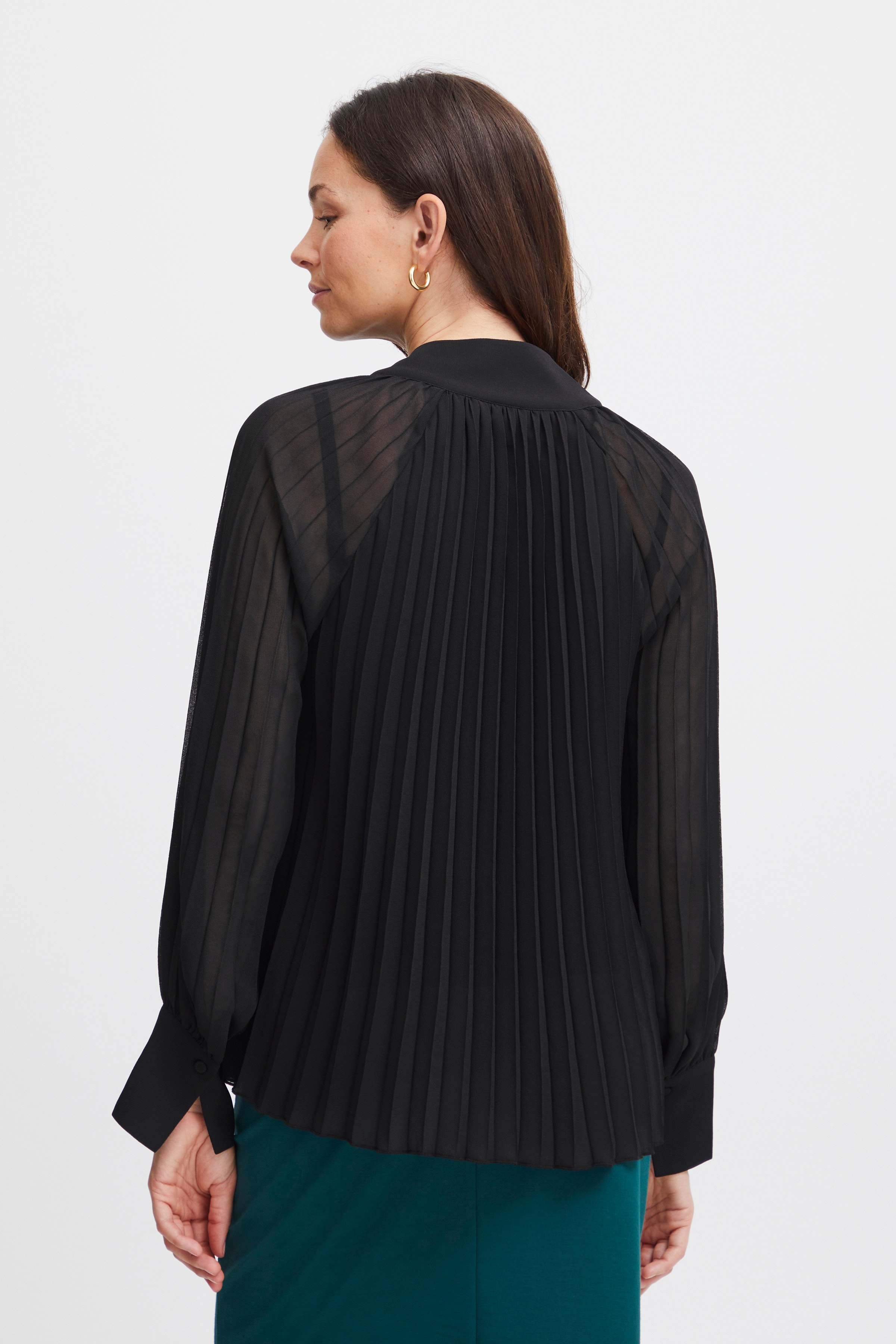 FRPLEATS Blouse LOOKBOOK BACK 20612987-200113