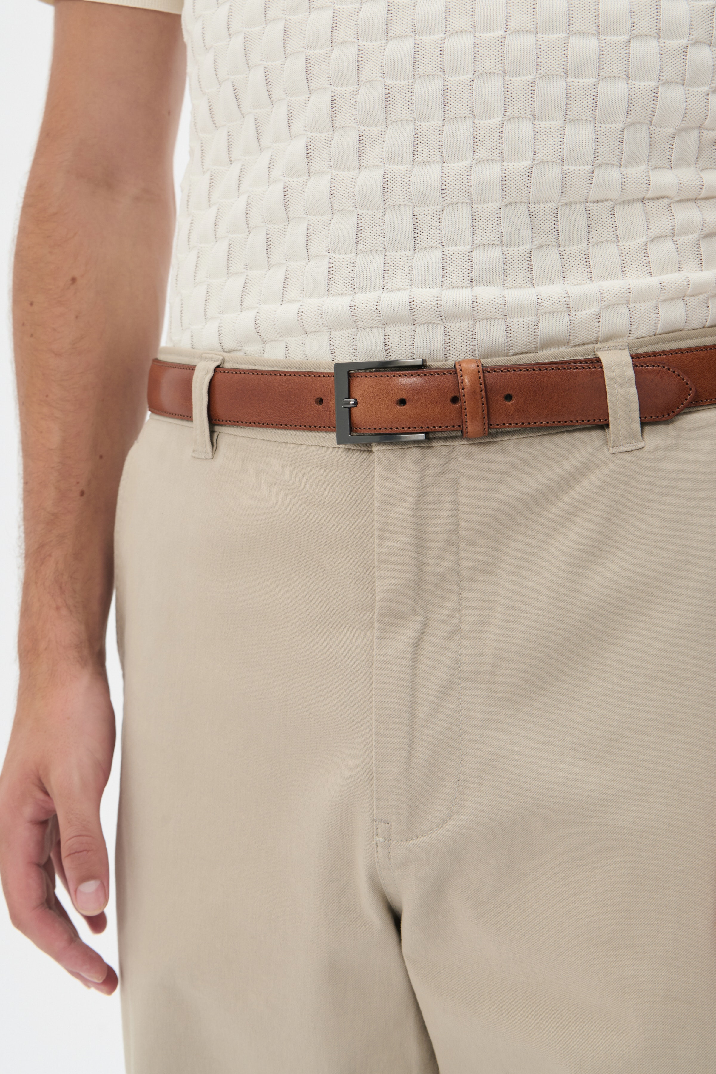 Frank Belt LOOKBOOK DETAIL 30204206-21108