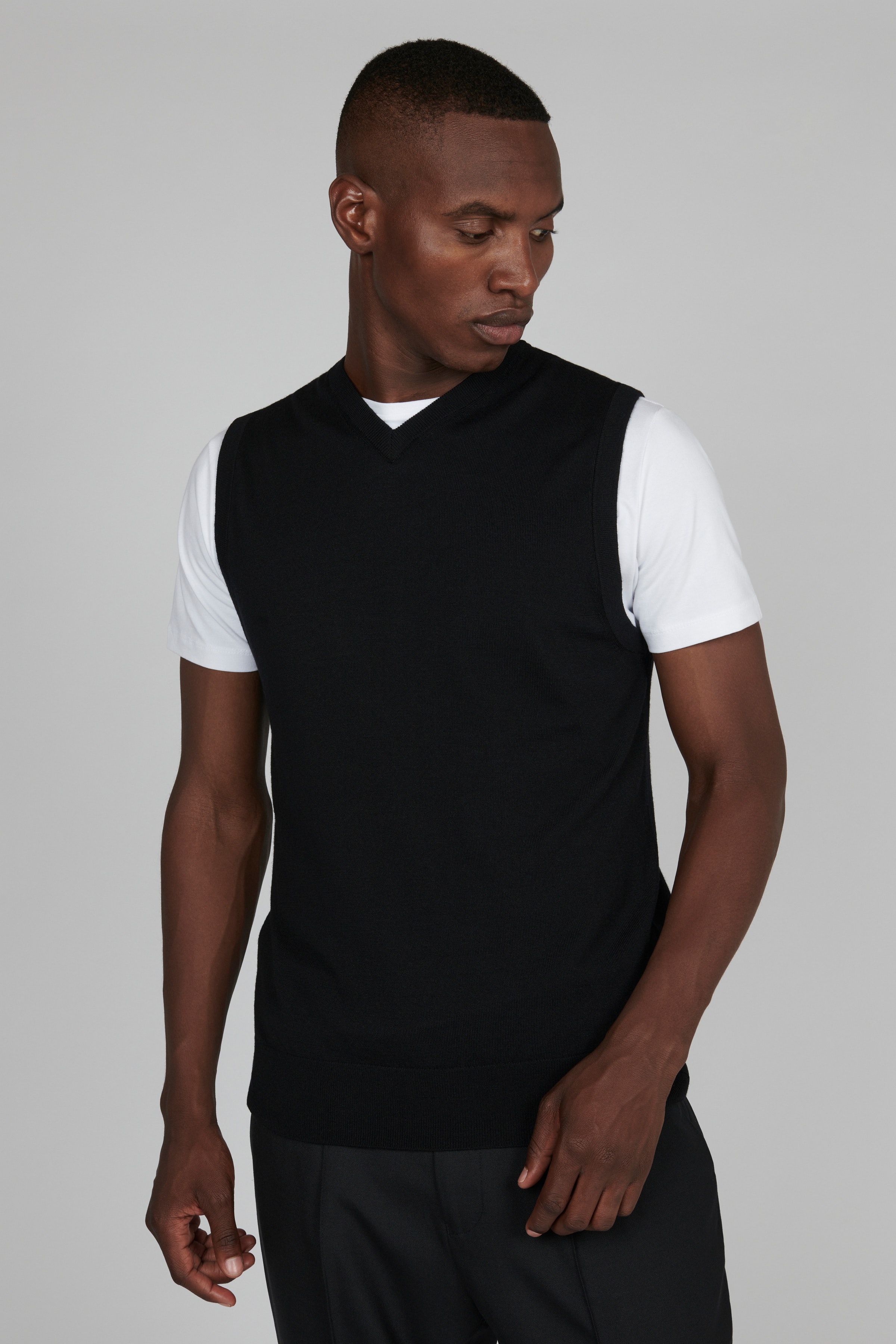 MAtheodore Vest LOOKBOOK FRONT 30206512-300275