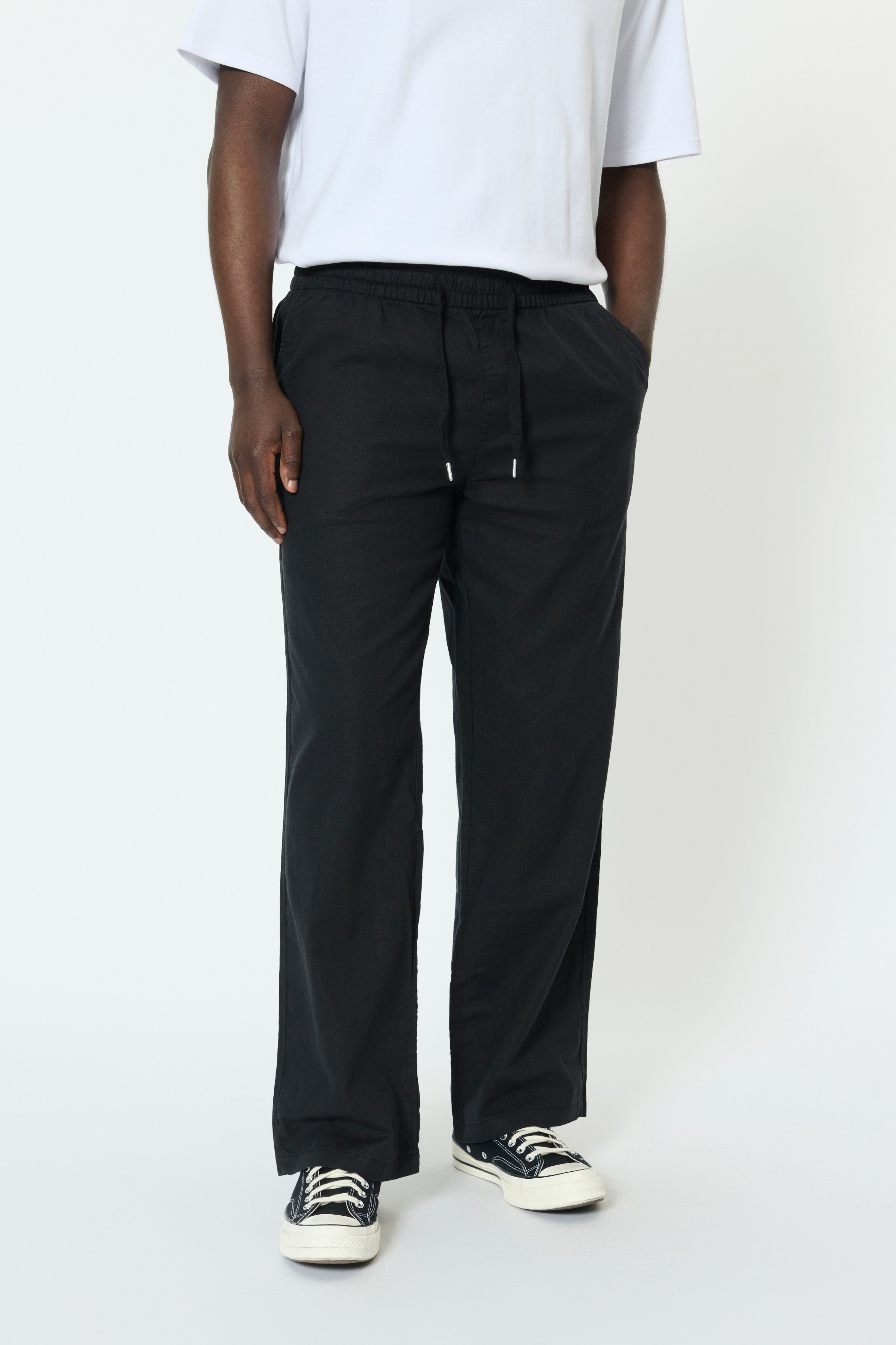 MABarton Wijde Broek LOOKBOOK FRONT 30208435-300275