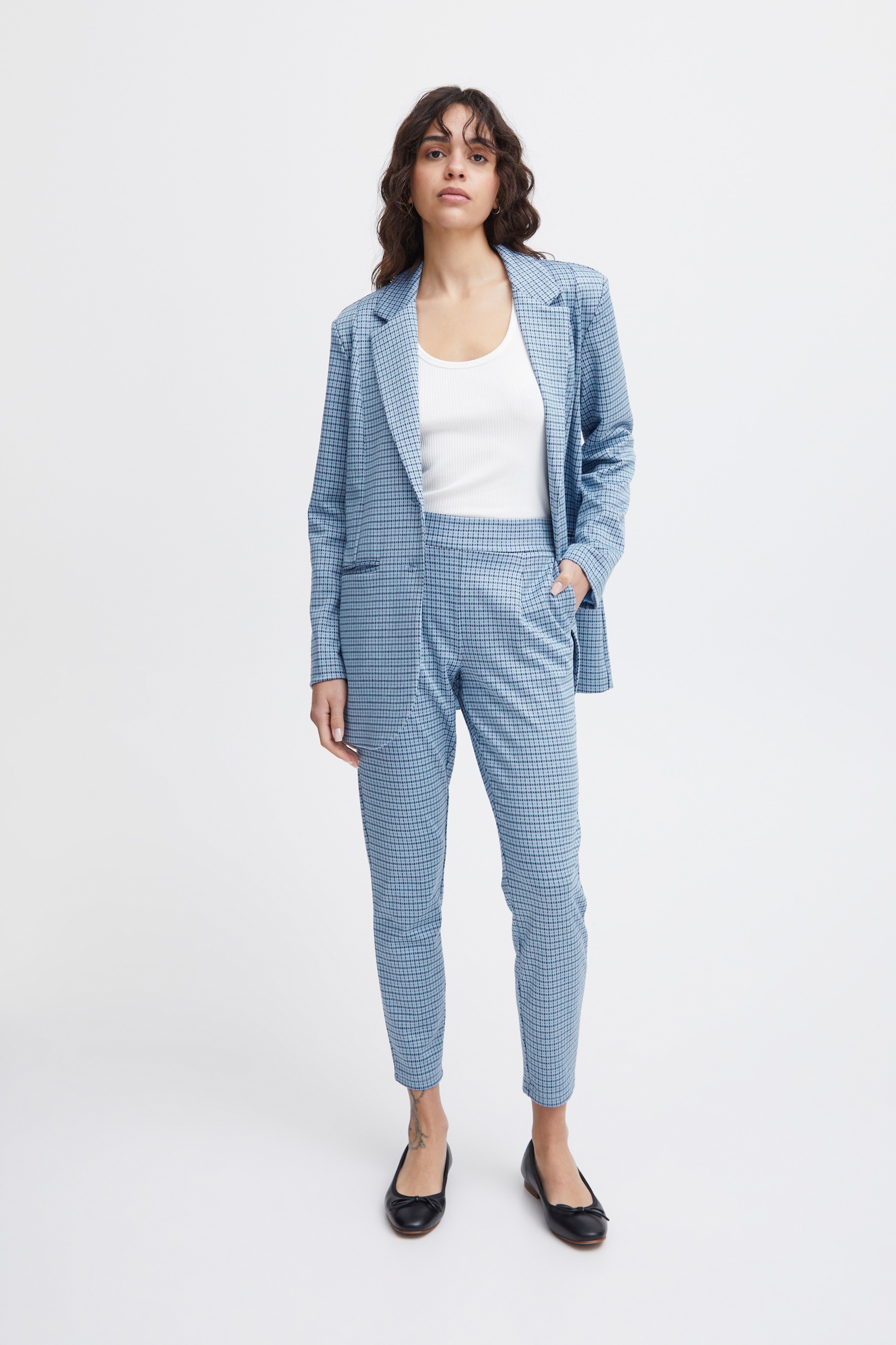 IHKATE Bukser LOOKBOOK FRONT 20115721-164020