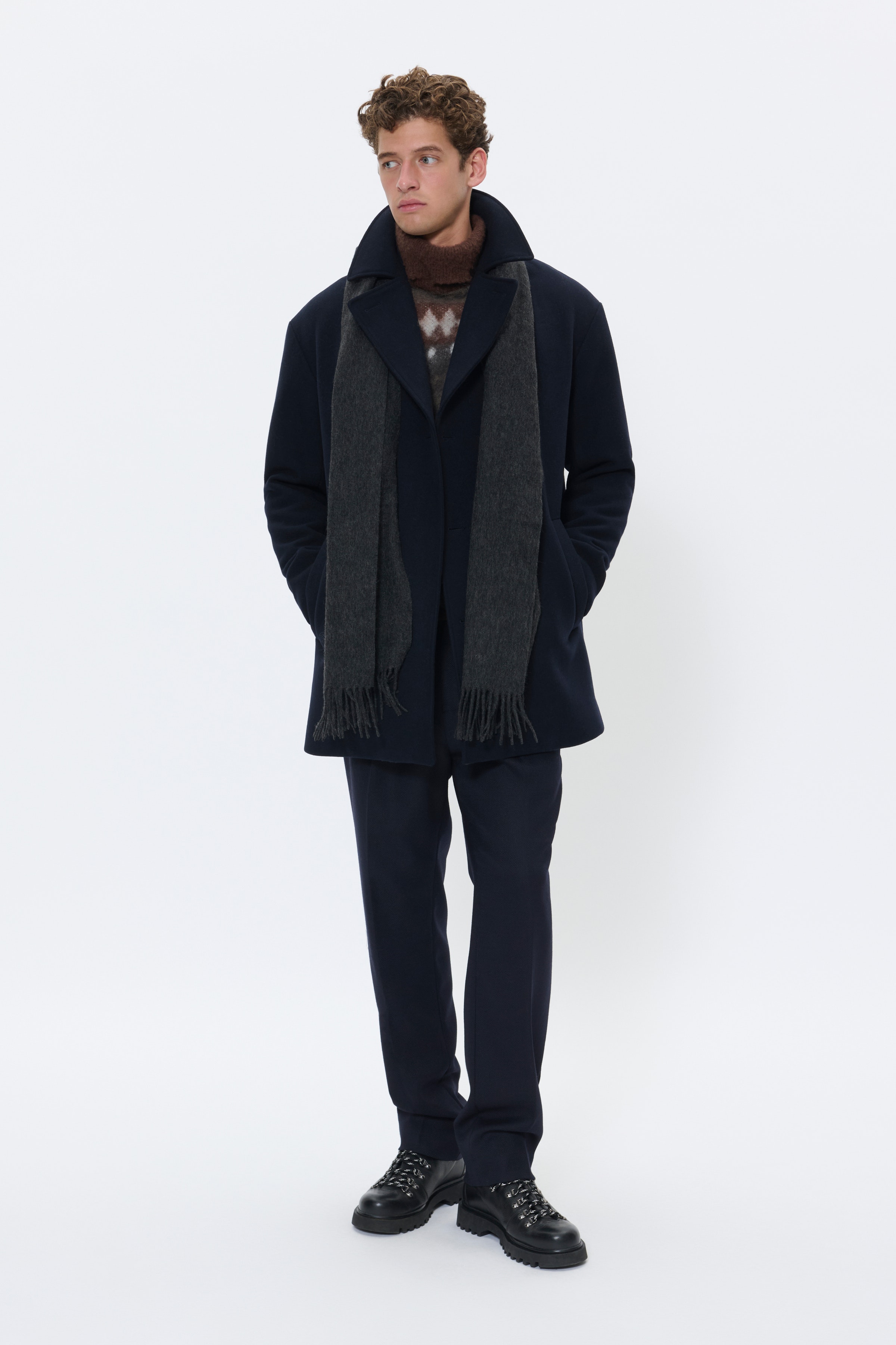 MAburnley Ullrock LOOKBOOK FRONT 30208565-194011
