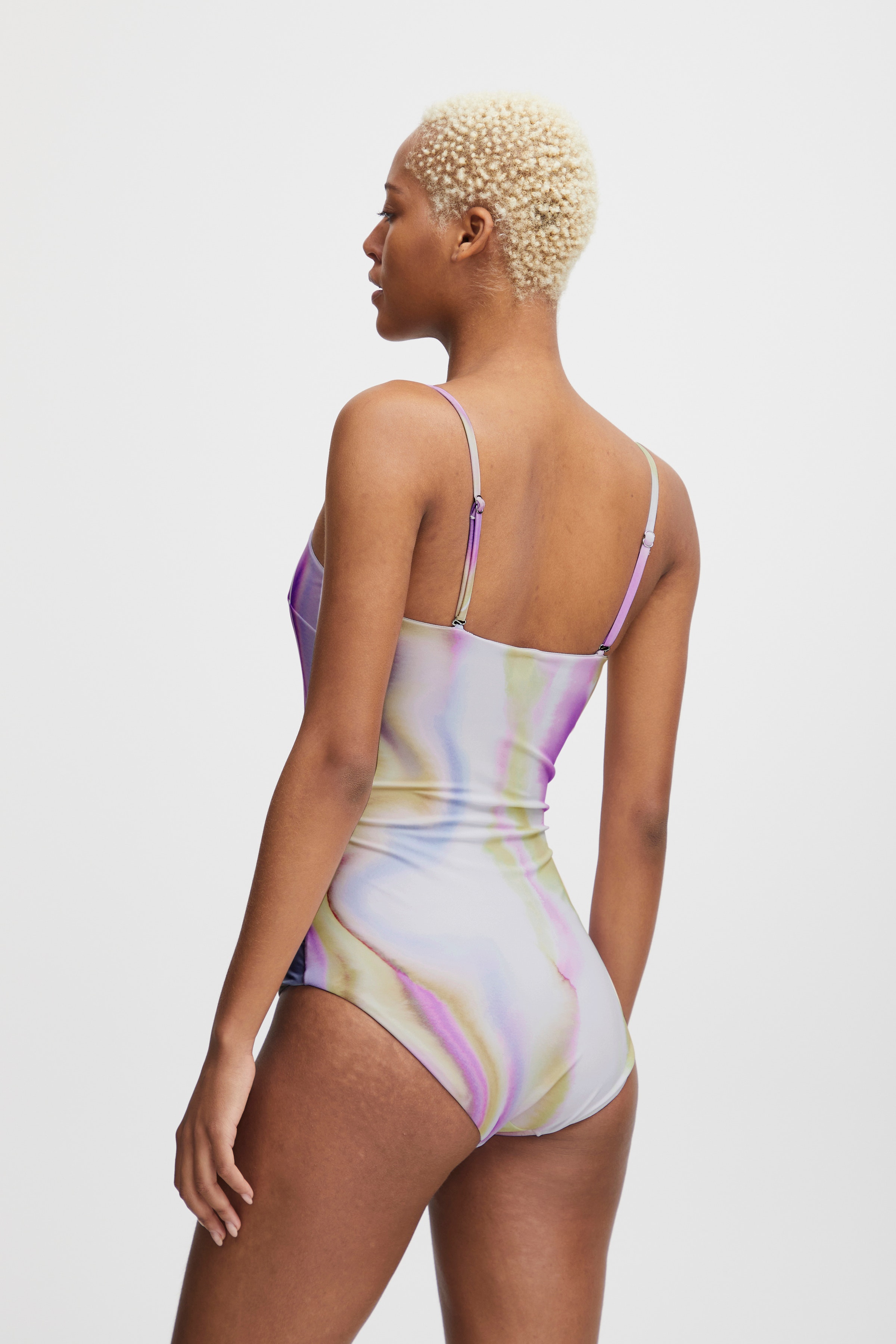 IALUCIANA Badetøy LOOKBOOK FRONT 20118665-164132