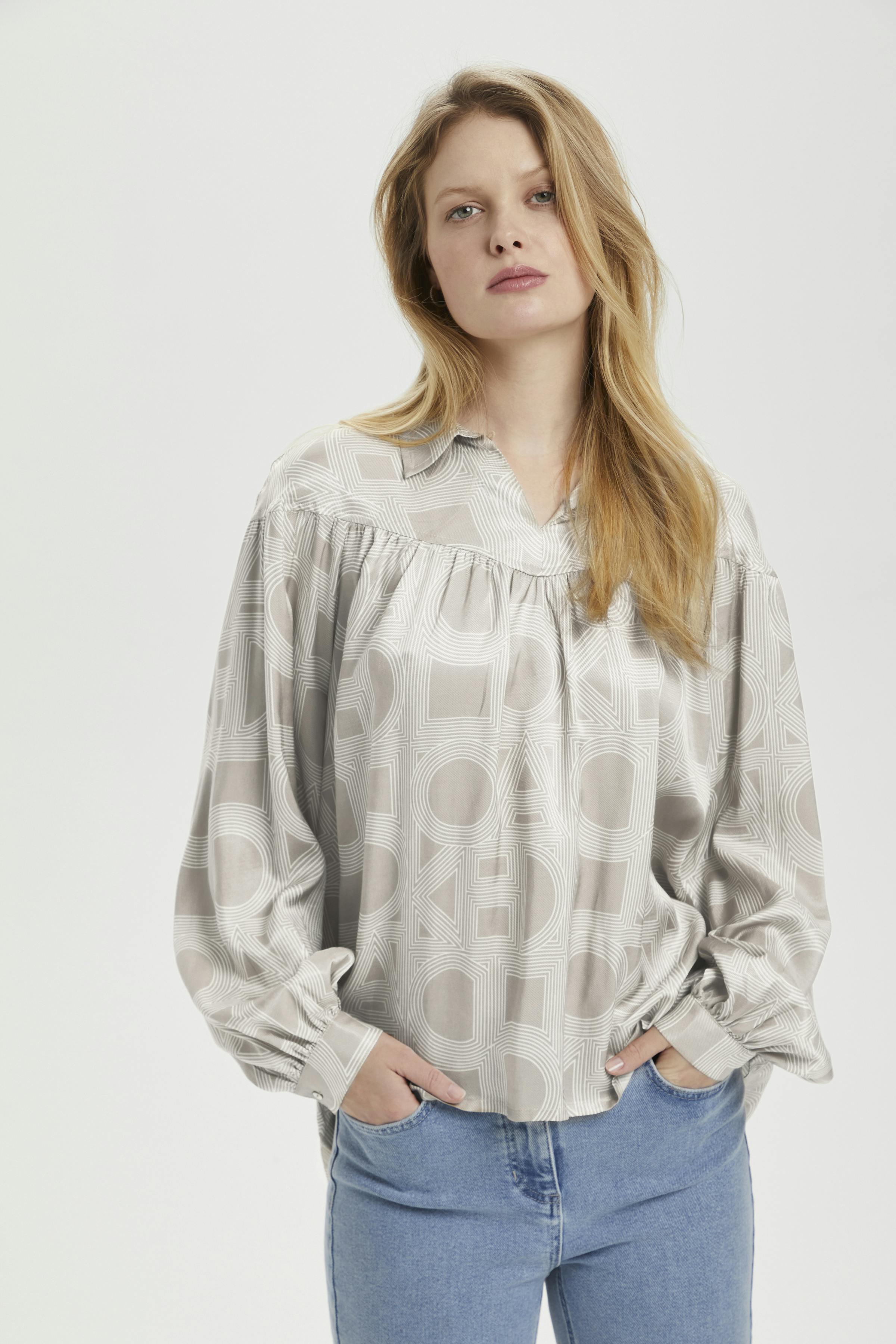 SLMarian Blouse LS

 LOOKBOOK FRONT 30406018-301222