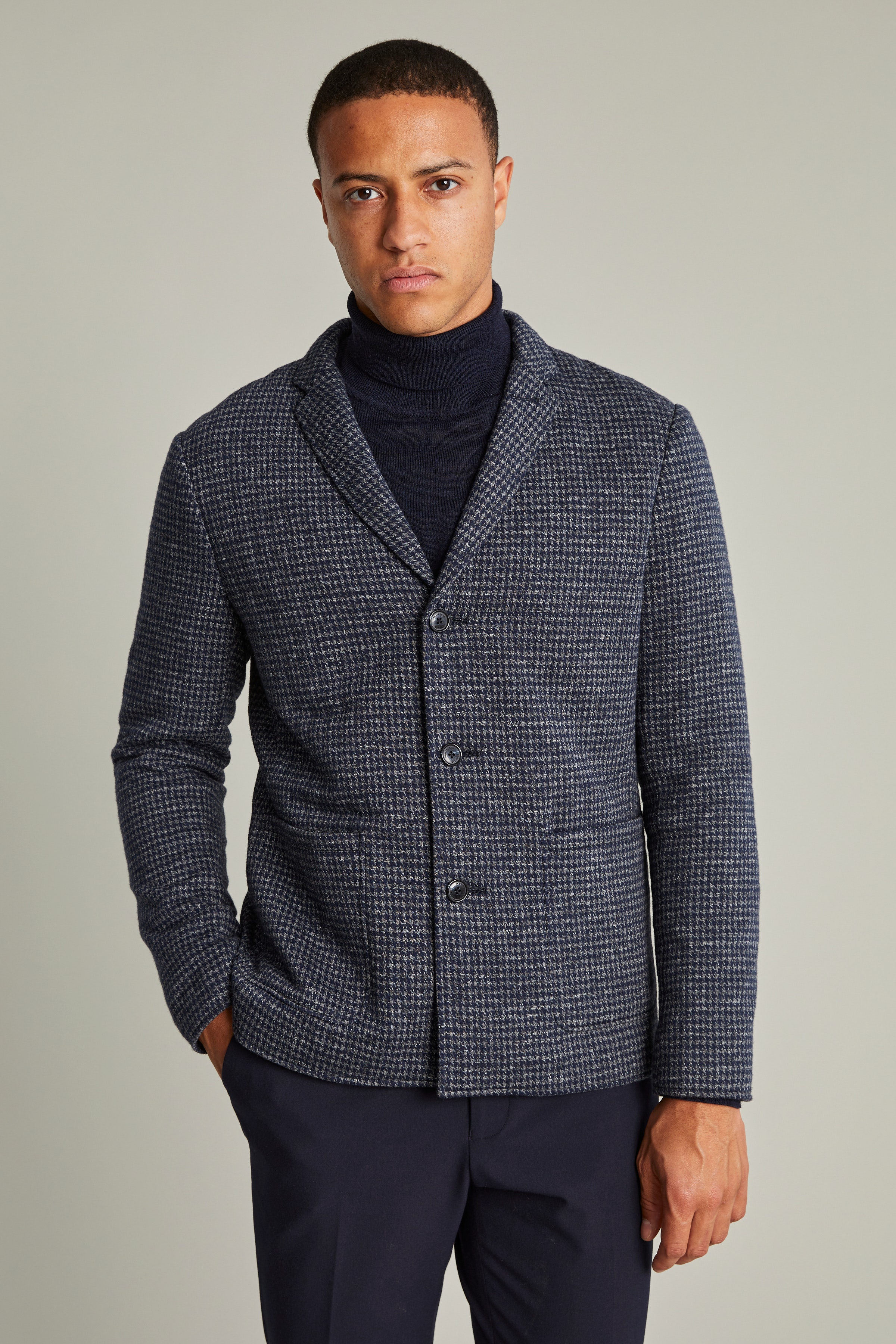 MAacton Jersey Blazer

 LOOKBOOK FRONT 30205770-194011