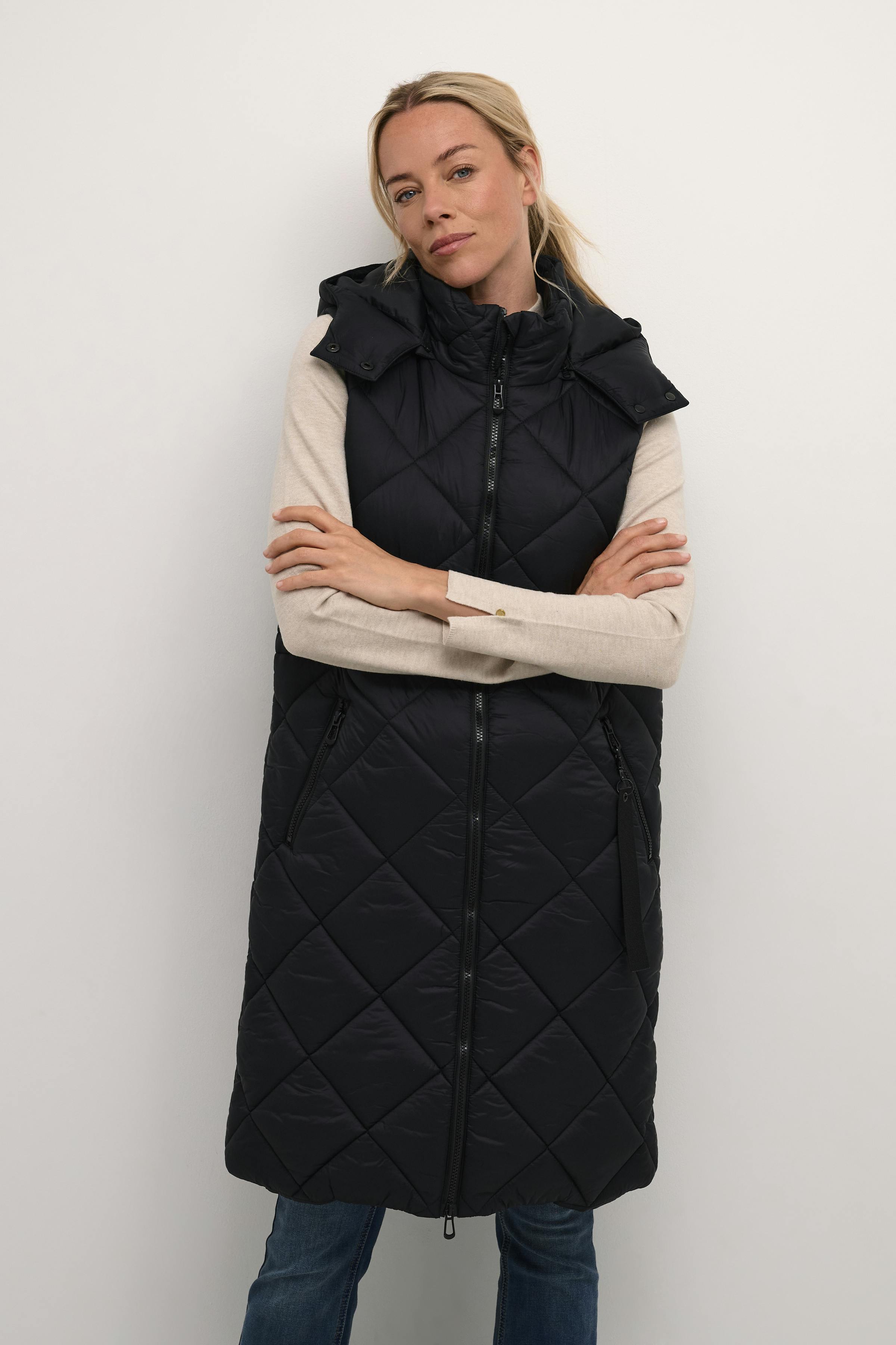 CRGaiagro Warm vest LOOKBOOK FRONT 10611585-100120