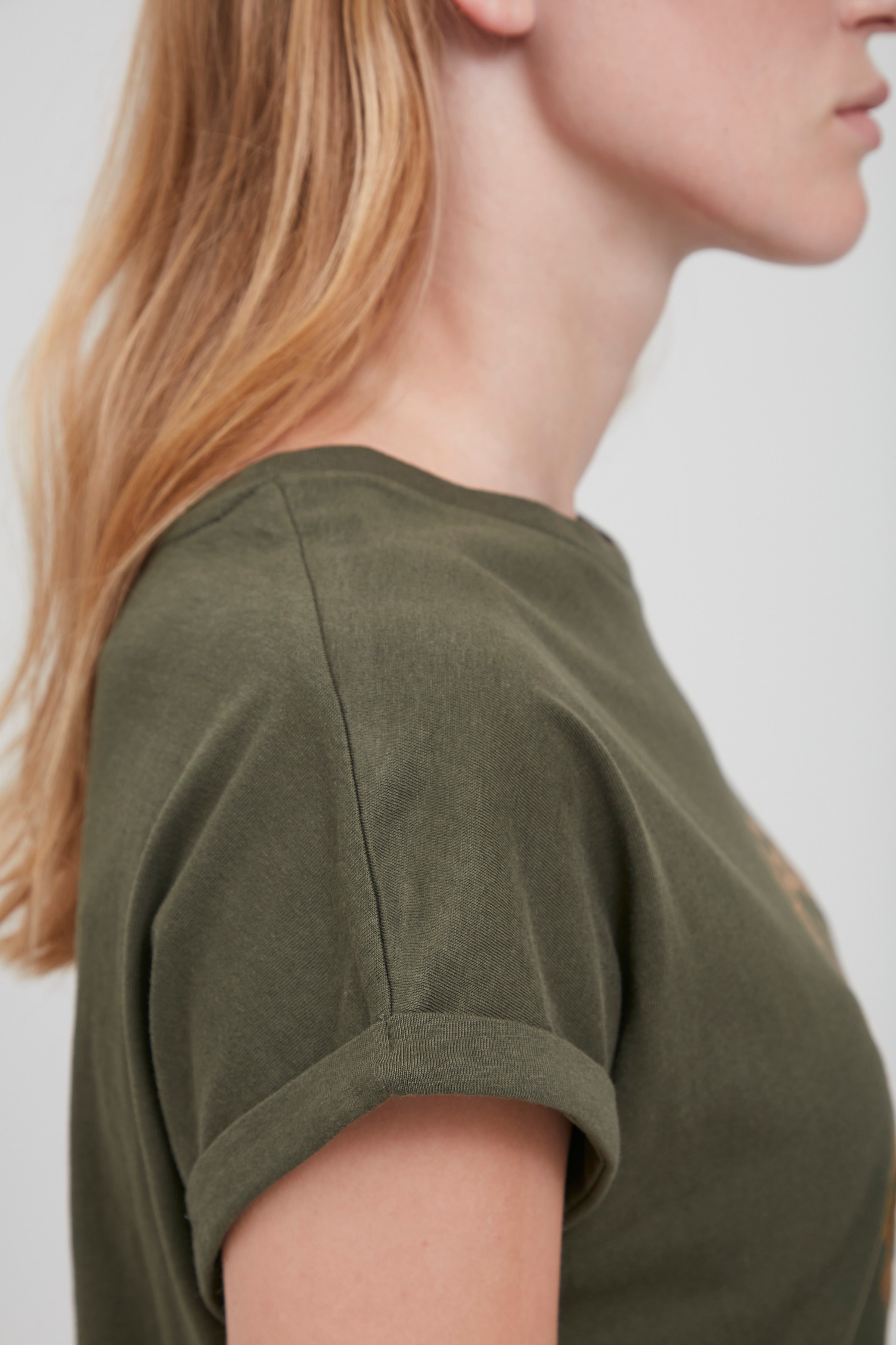 T-shirt LOOKBOOK DETAIL 20810281-190413