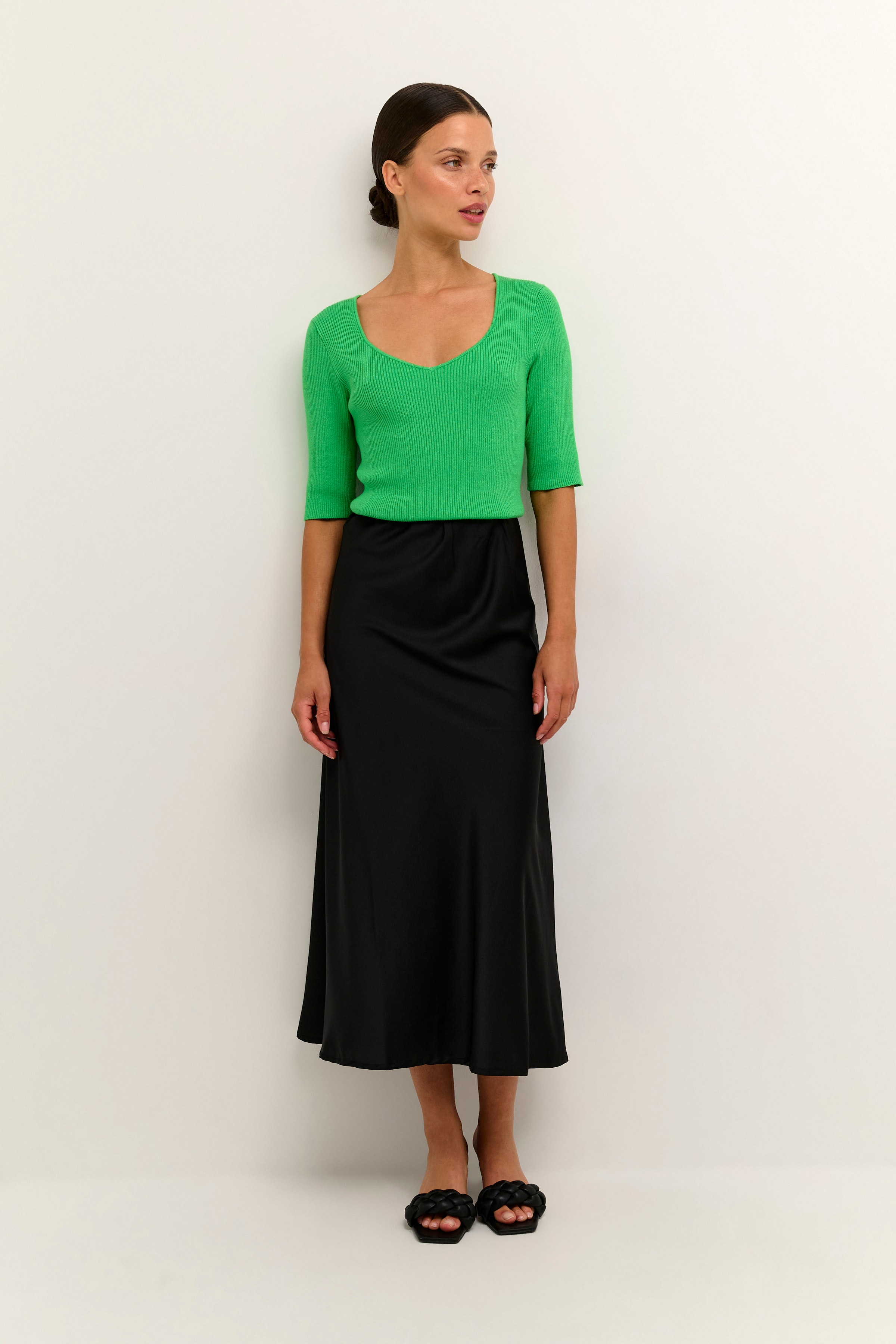 KAsasmina Skjørt LOOKBOOK FRONT 10507456-100121