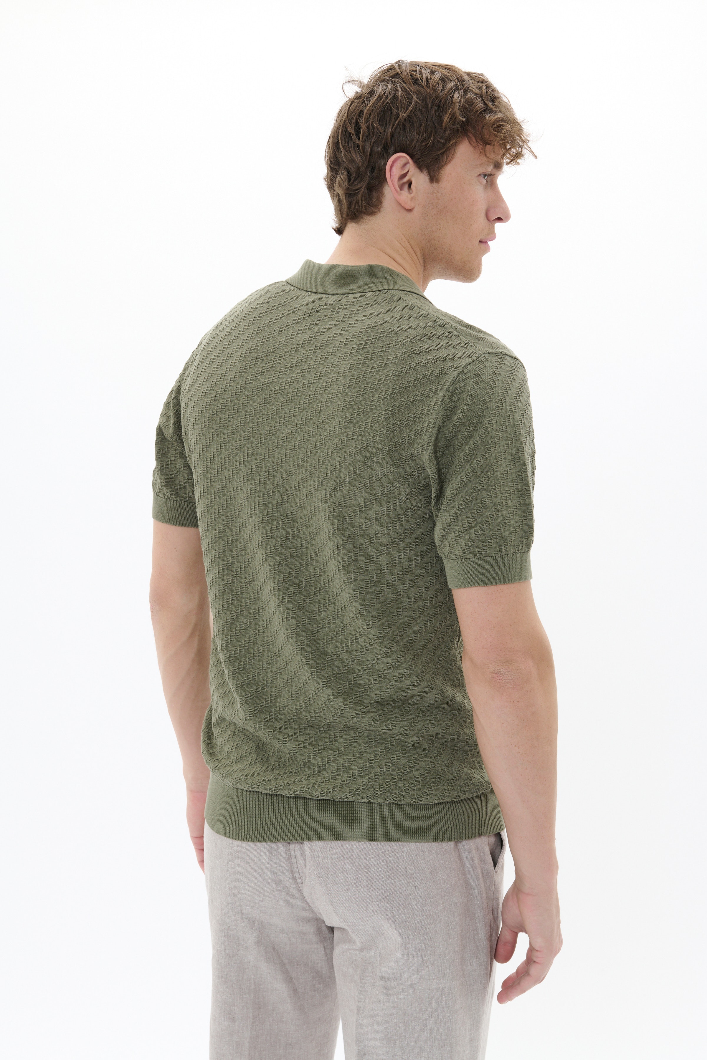 MApolo Poloshirt LOOKBOOK BACK 30208087-180312