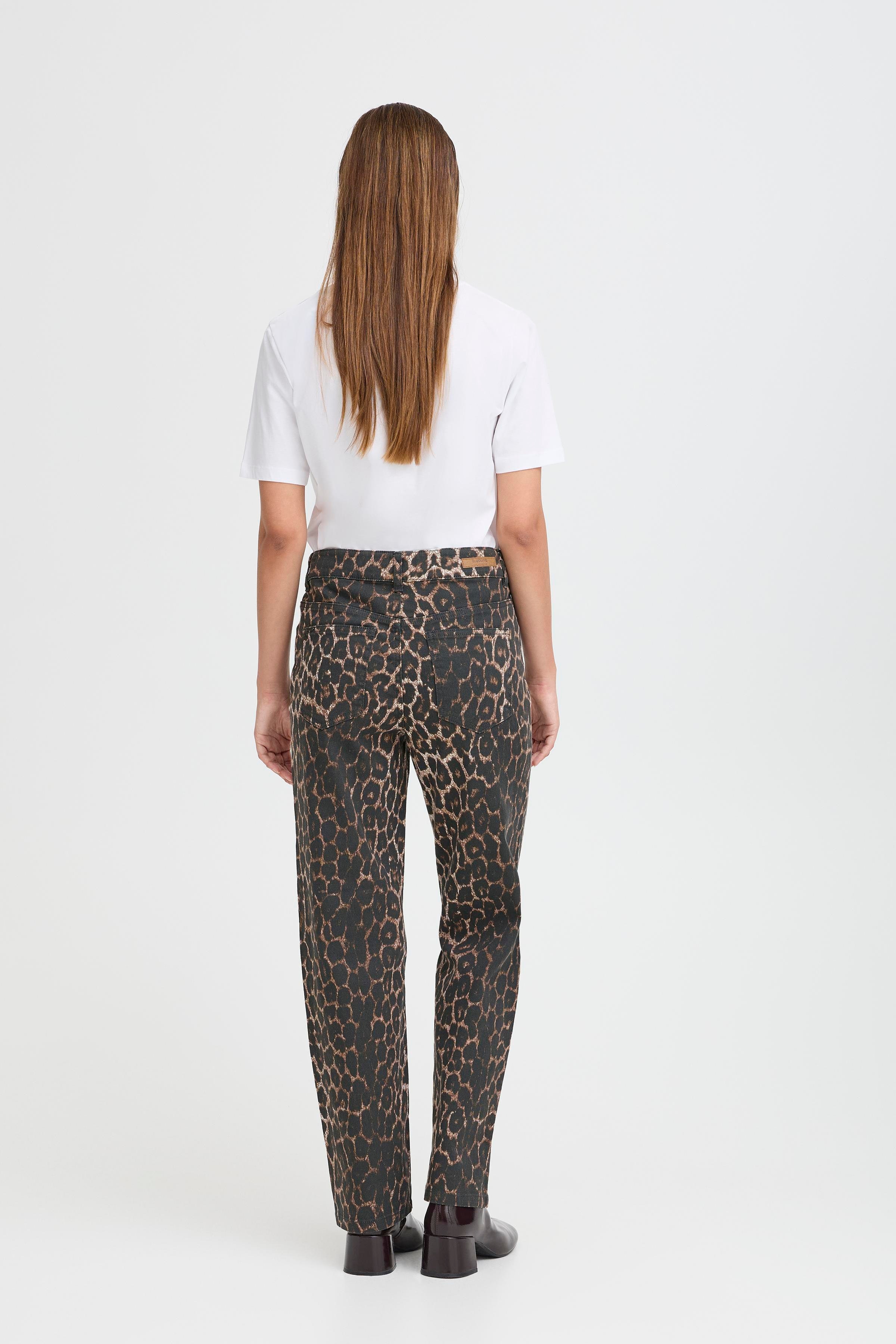 BYKENNA Jeans LOOKBOOK BACK 20817019-205022