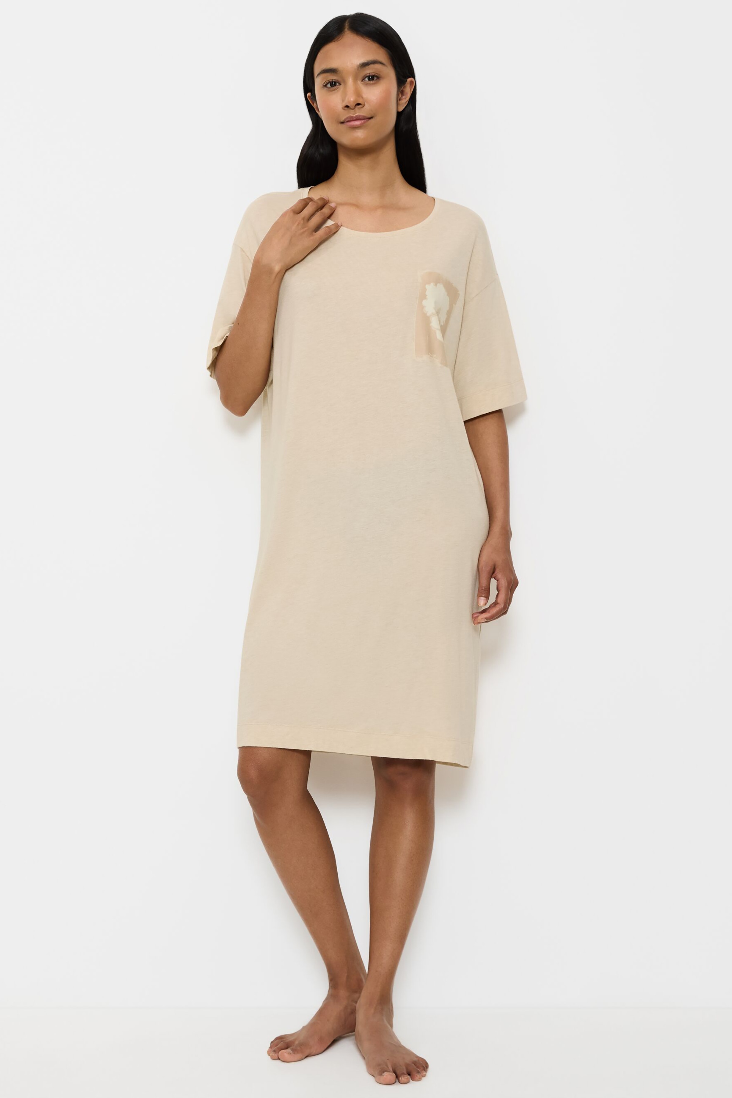 EndlessComfort Night dress LOOKBOOK FRONT 40500288-TM001