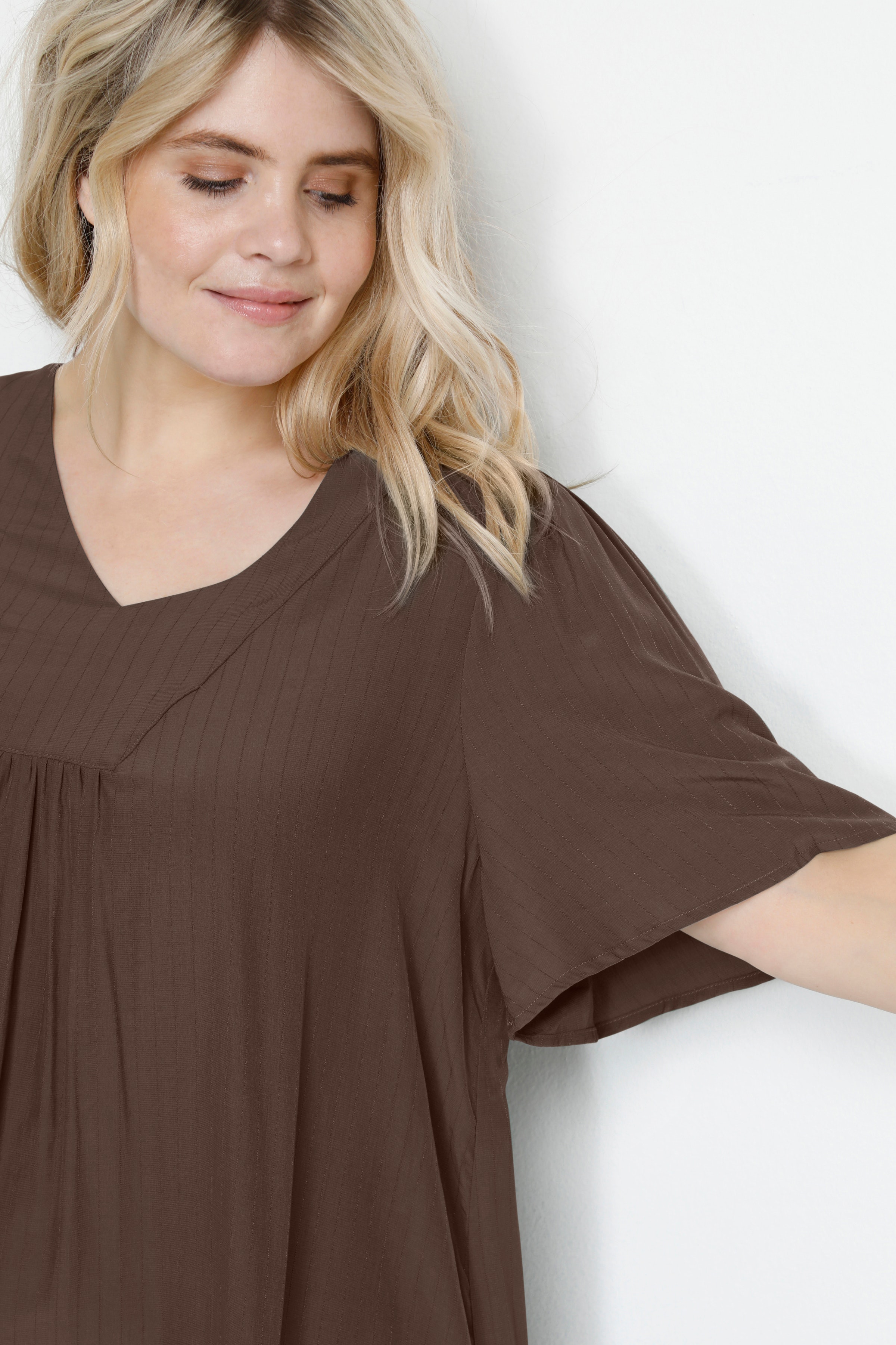 KCjoanna Kjole LOOKBOOK DETAIL 10581002-191016