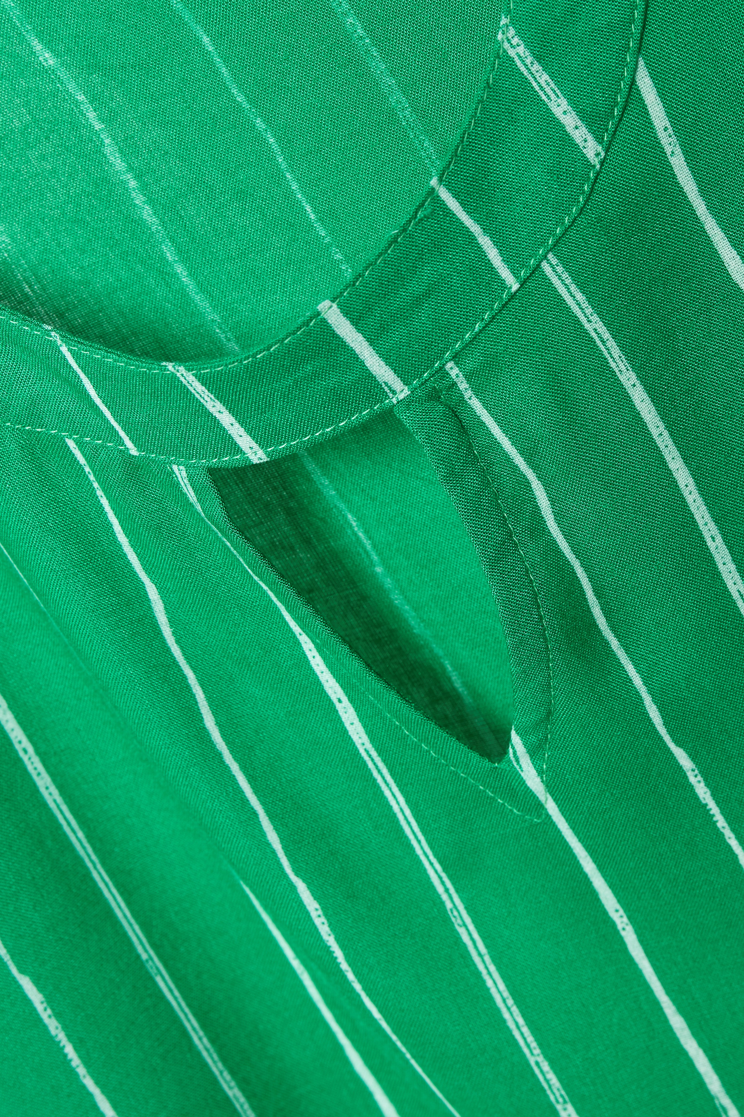 Top PACK DETAIL 10550927-52808