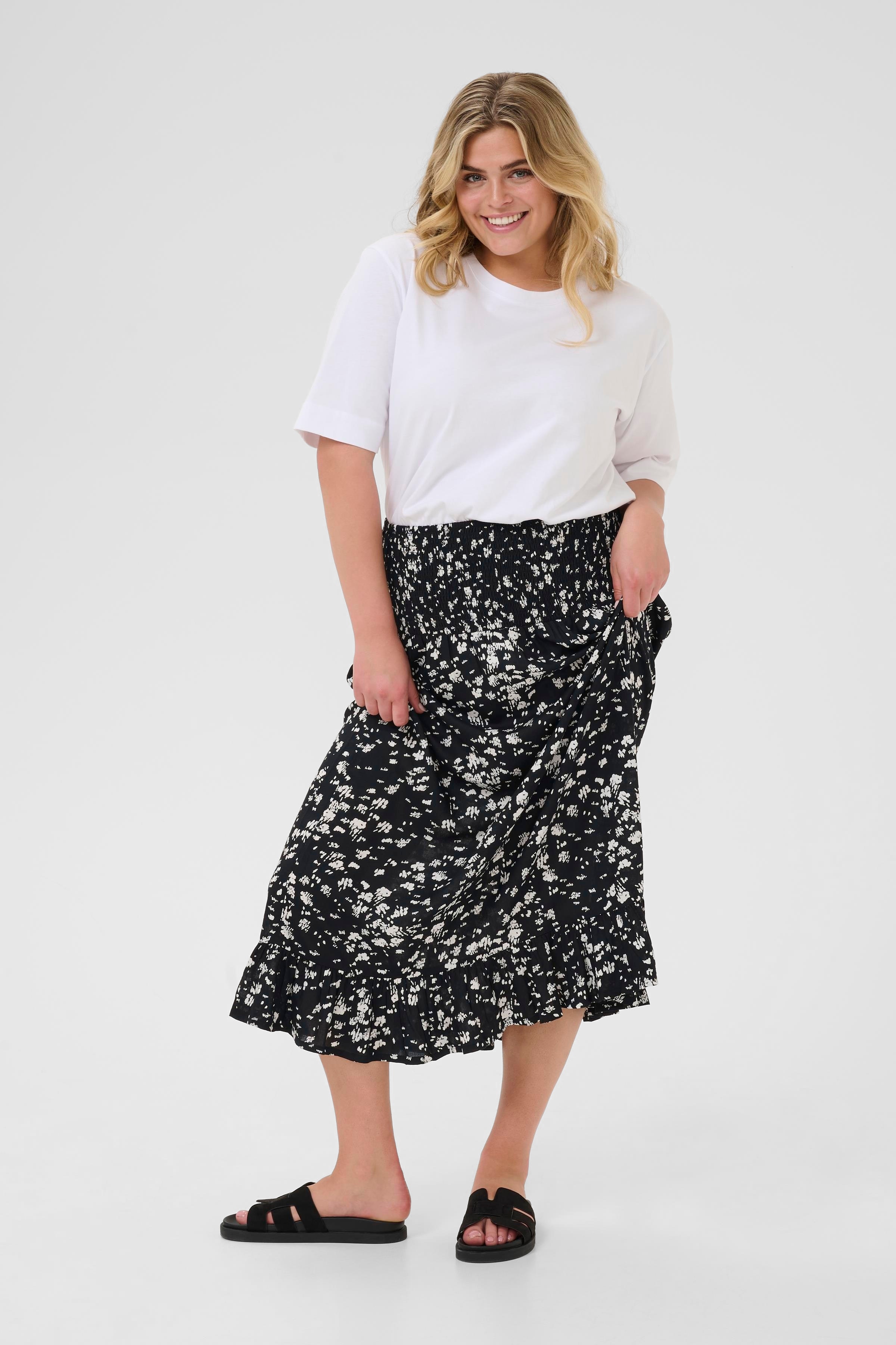 KCbella Rock LOOKBOOK FRONT 10583471-107908