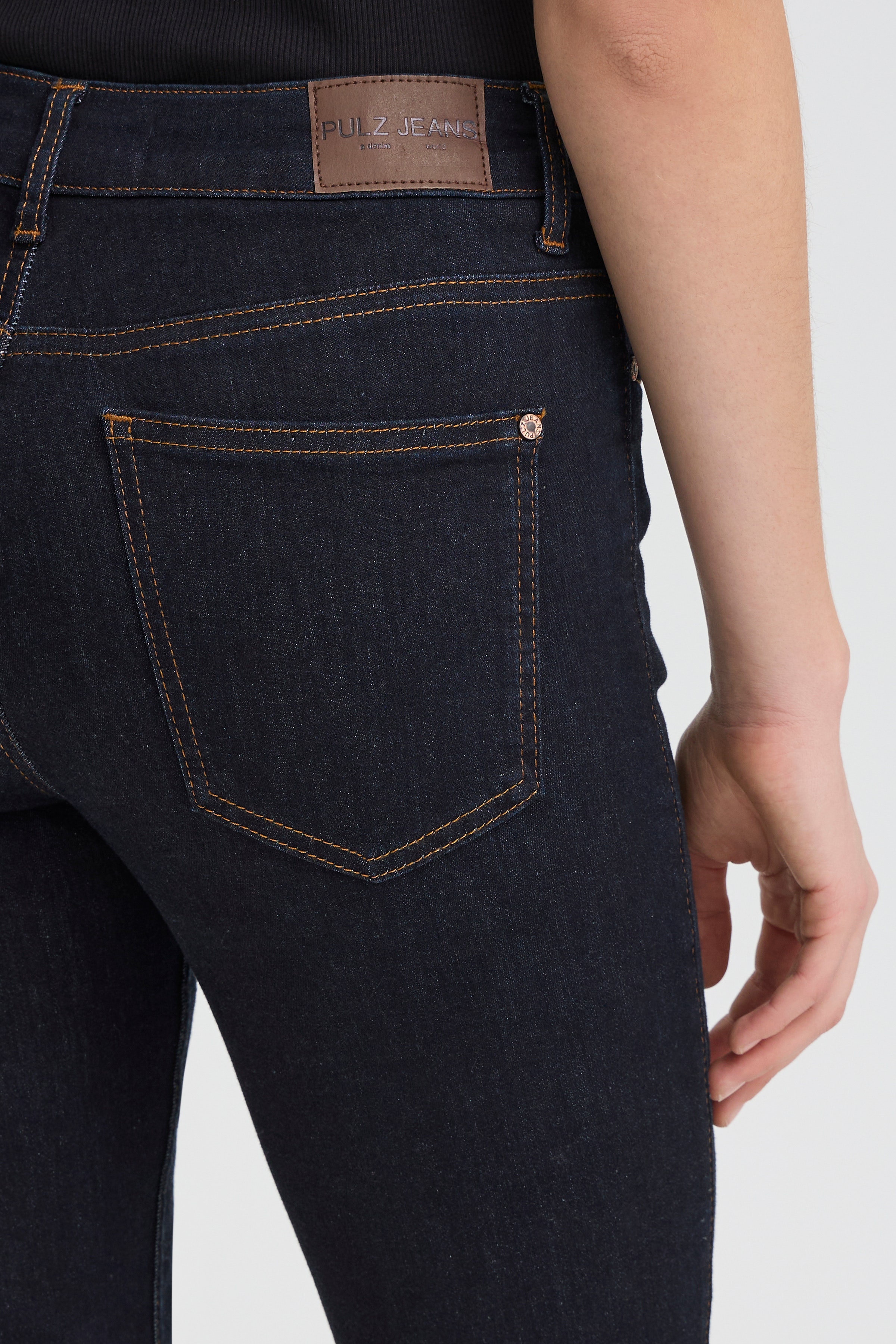 PZEMMA HW Jeans medium straight LOOKBOOK DETAIL 50206336-202124