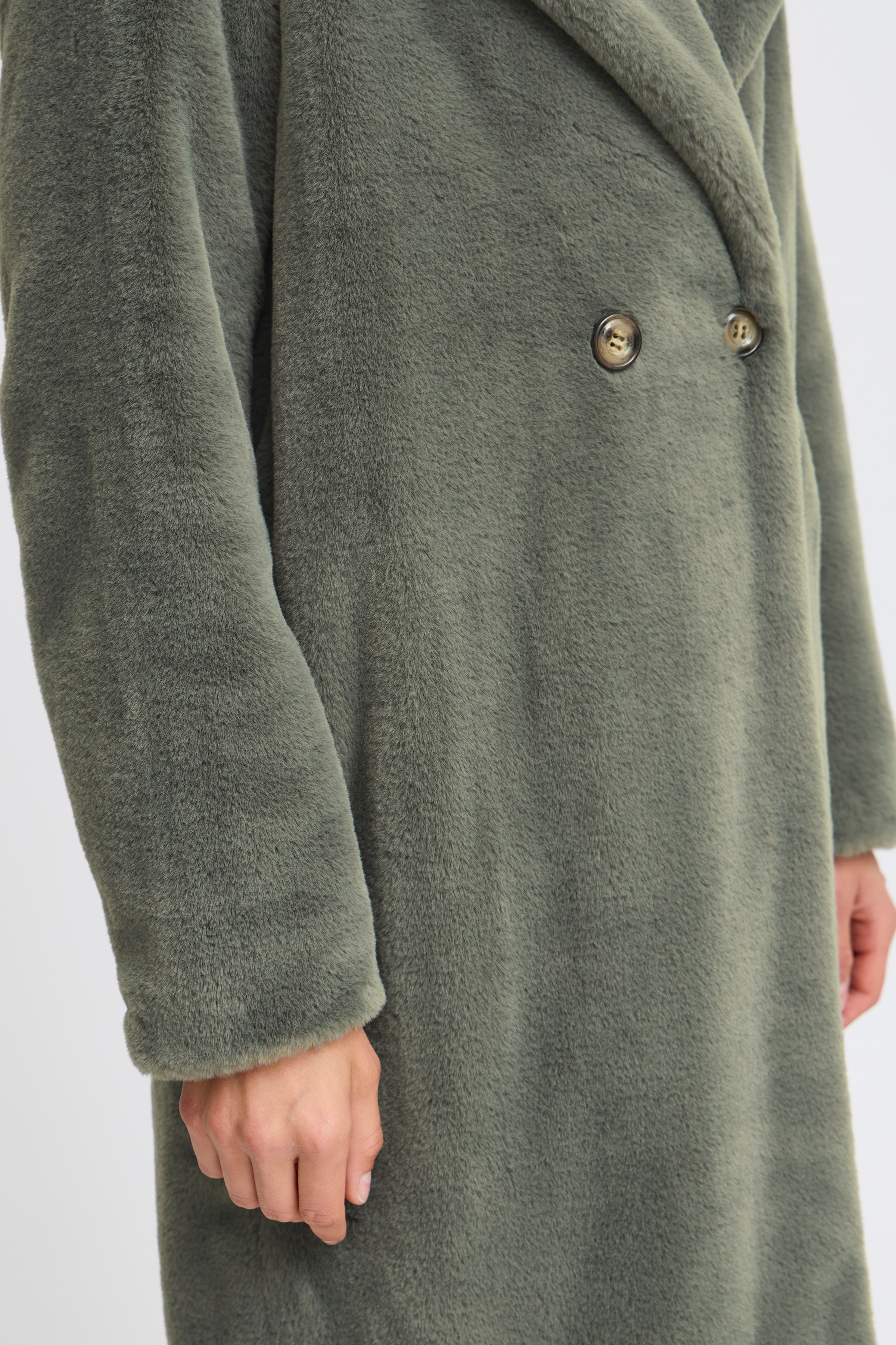 IHHAYA Yttertøy LOOKBOOK DETAIL 20112413-180514