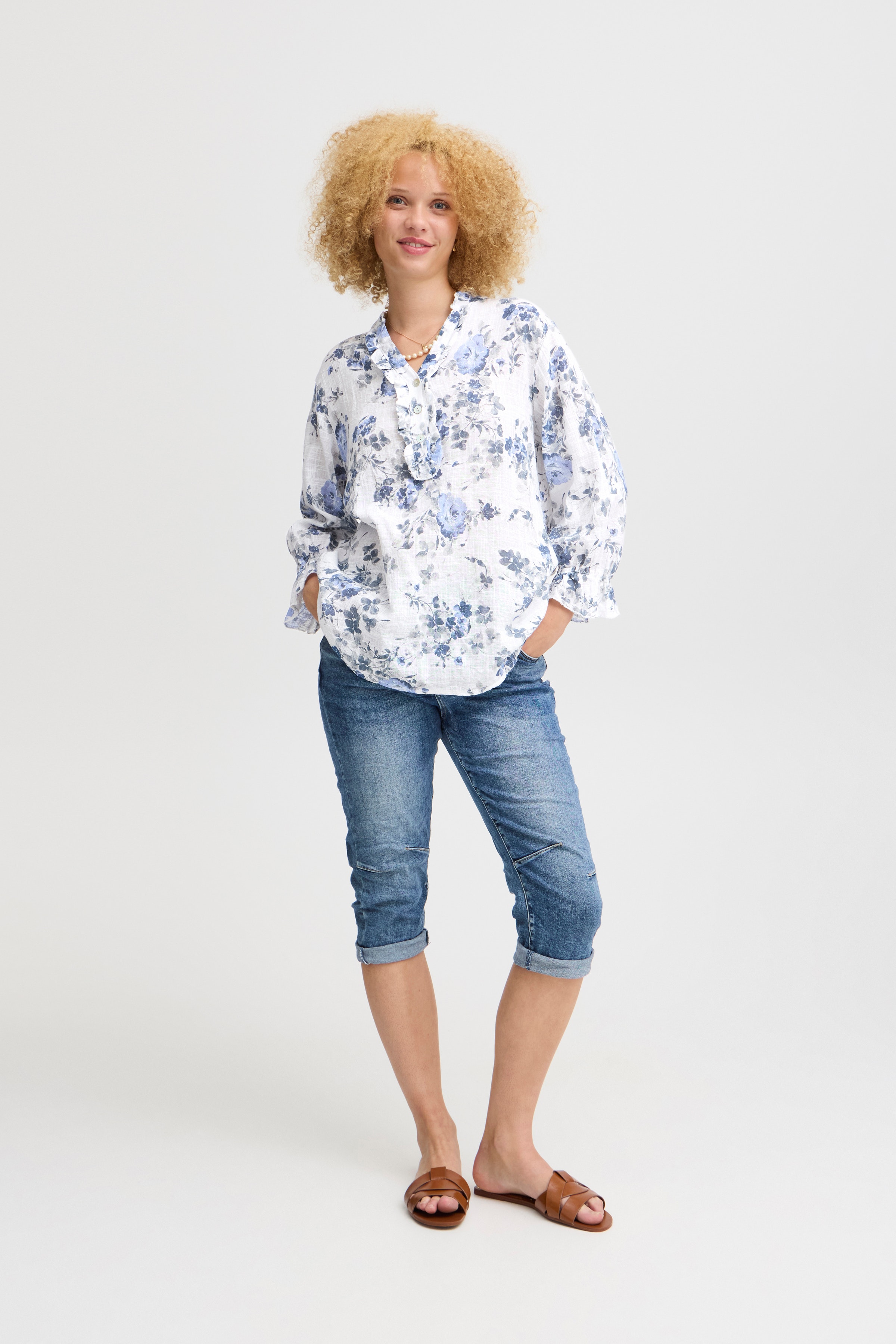 SBALEXA Bluse LOOKBOOK FRONT 22100681-110602