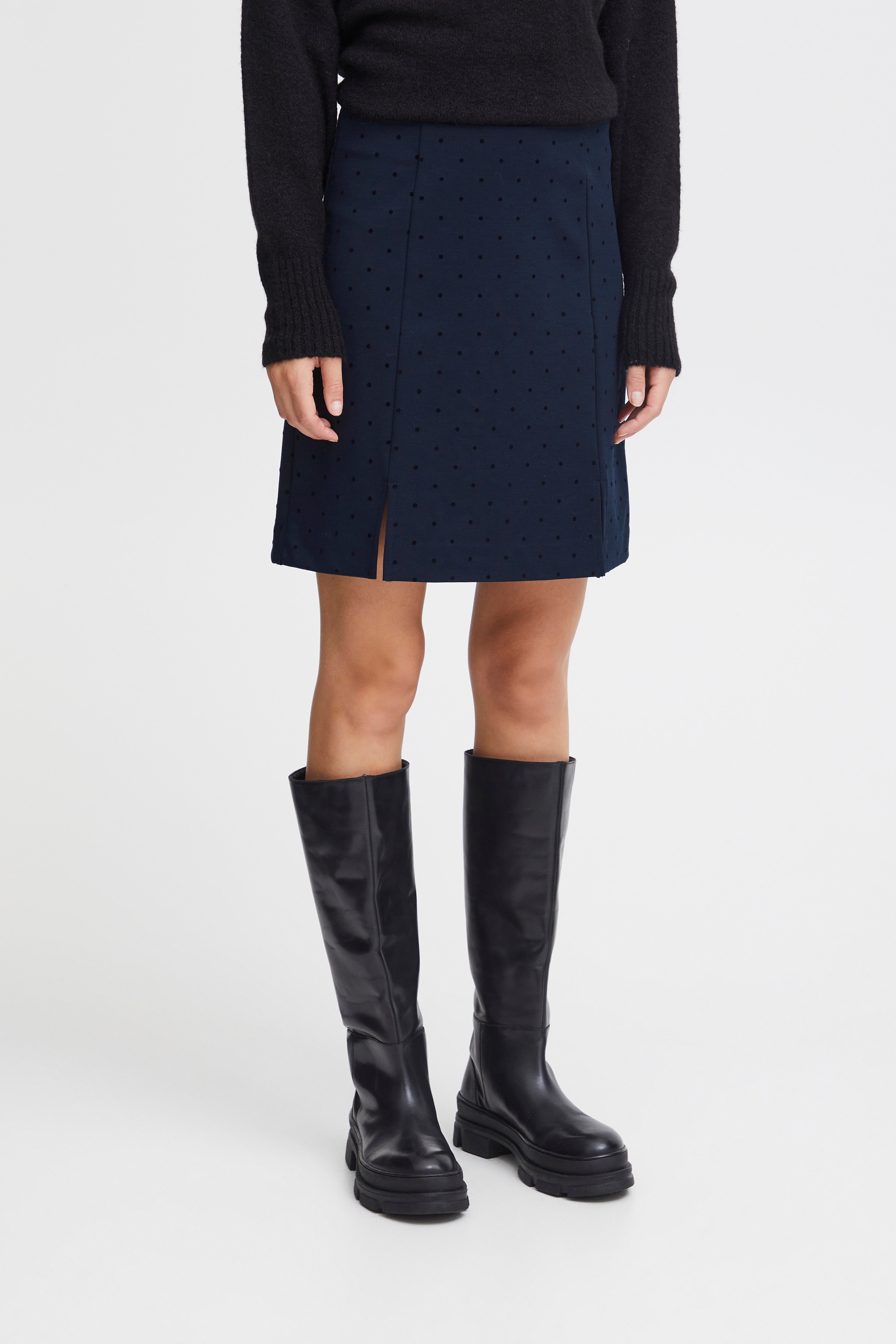 IHKATE Skjørt LOOKBOOK FRONT 20119450-200896