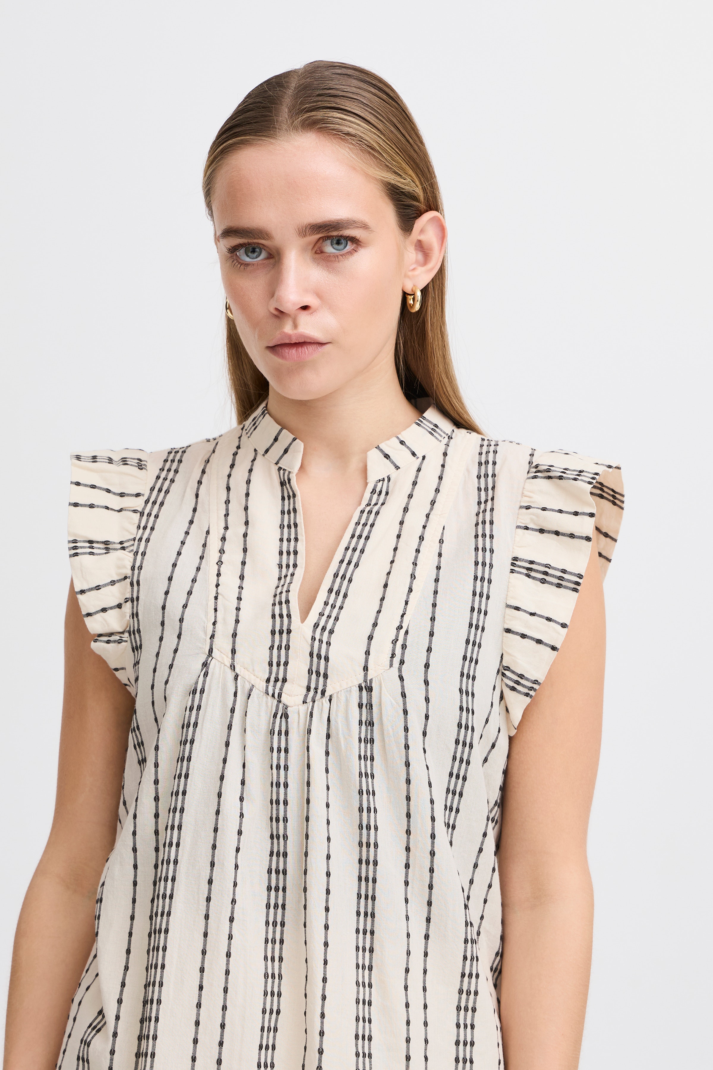 IHJOSINE Ærmeløs bluse LOOKBOOK DETAIL 20122692-204335