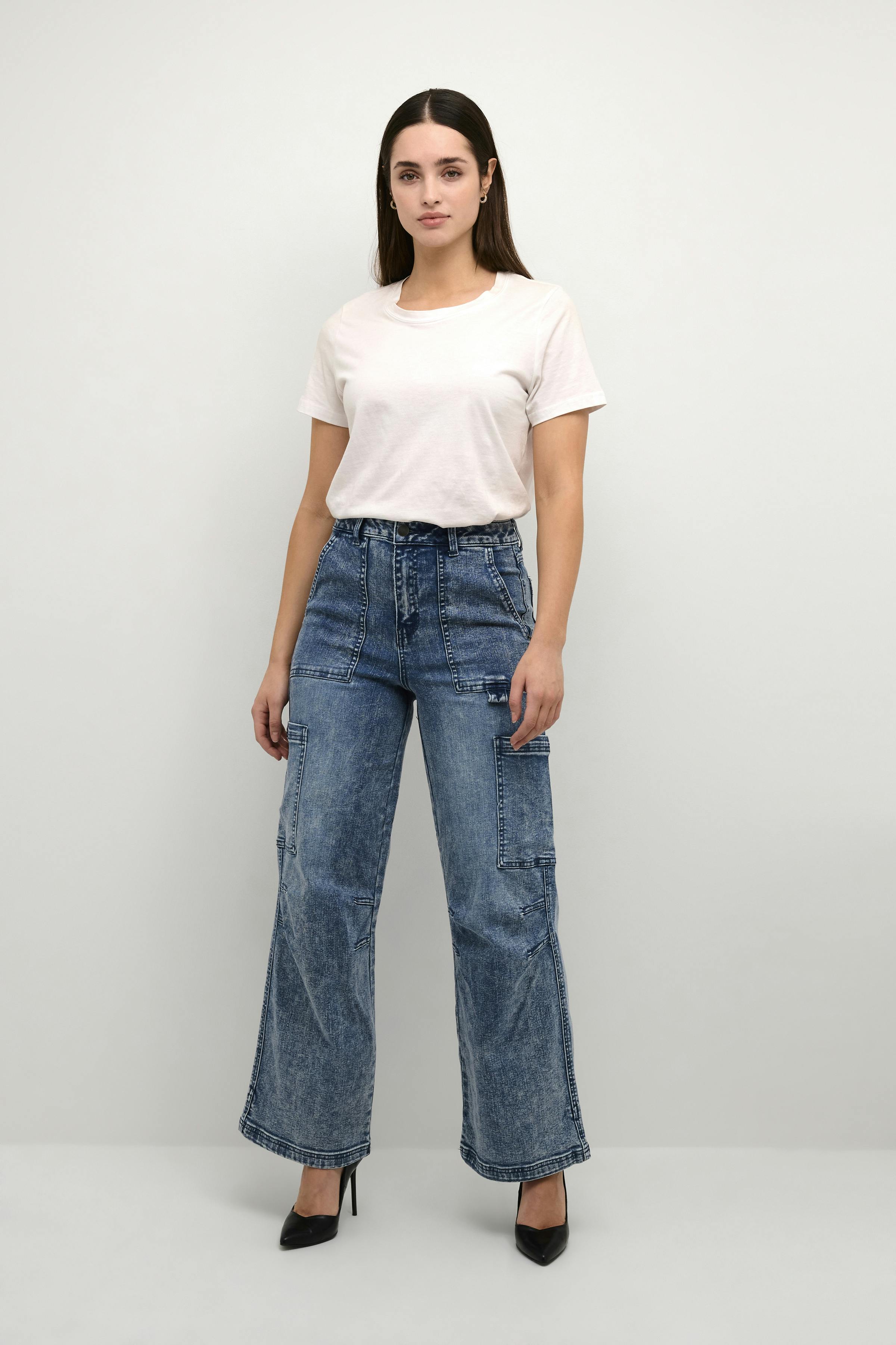 KArue Jeans LOOKBOOK FRONT 10552191-100166